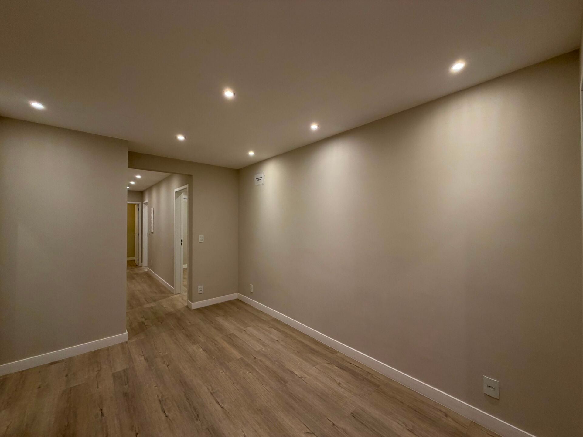 Apartamento de alto padrão · 4 dorm. — Suíte 2