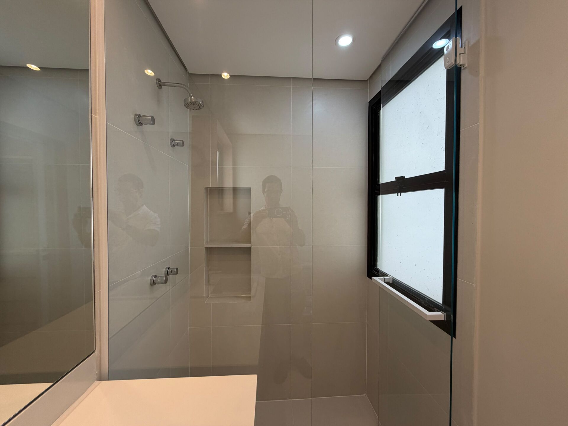 Apartamento de alto padrão · 4 dorm. — Banheiro suite