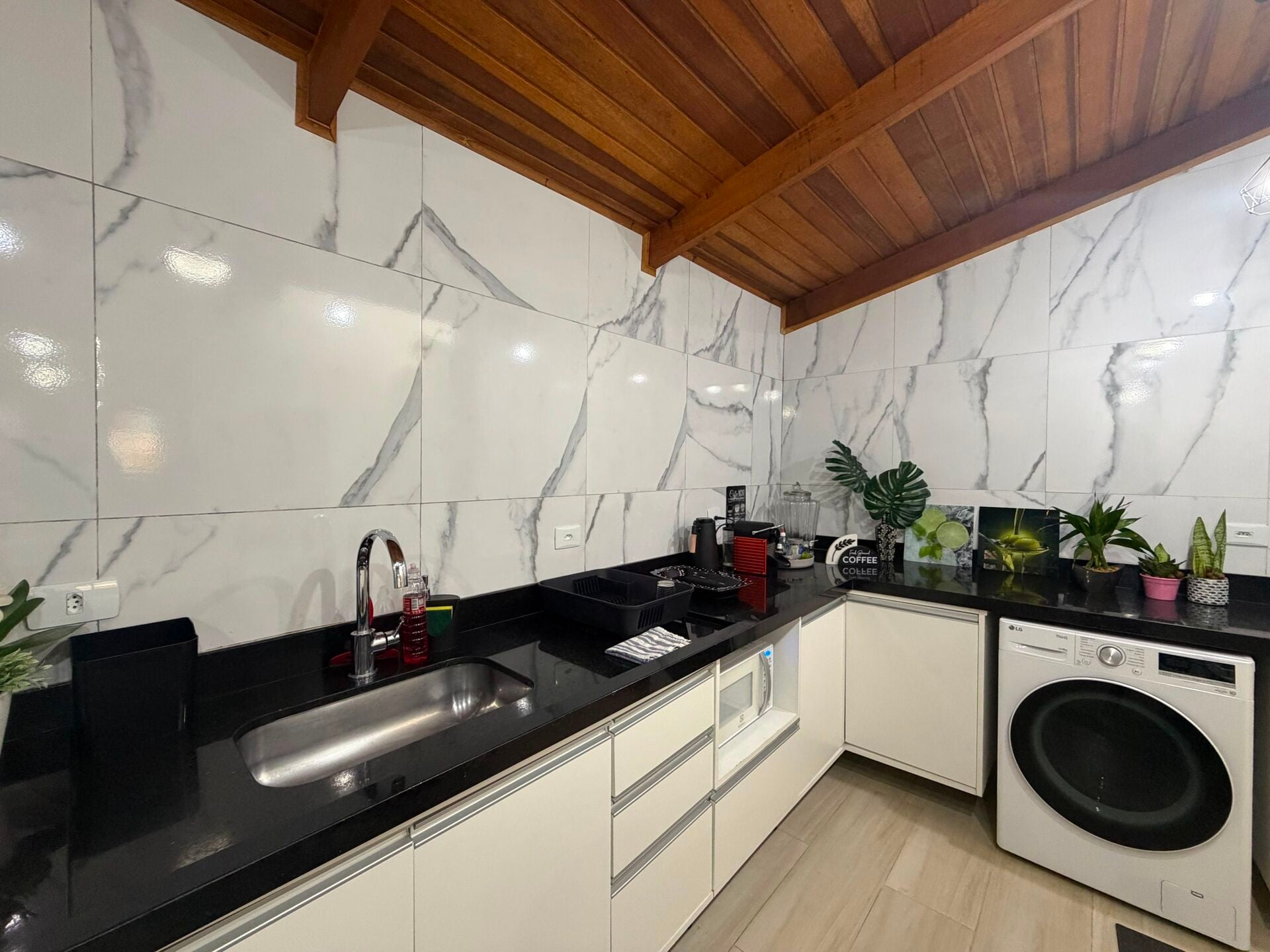 Casa em condomínio (villagio) · 2 dorm. — Cozinha