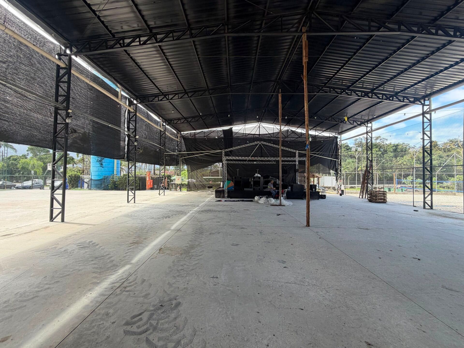 Casa em condomínio (villagio) · 2 dorm. — Lazer quadra
