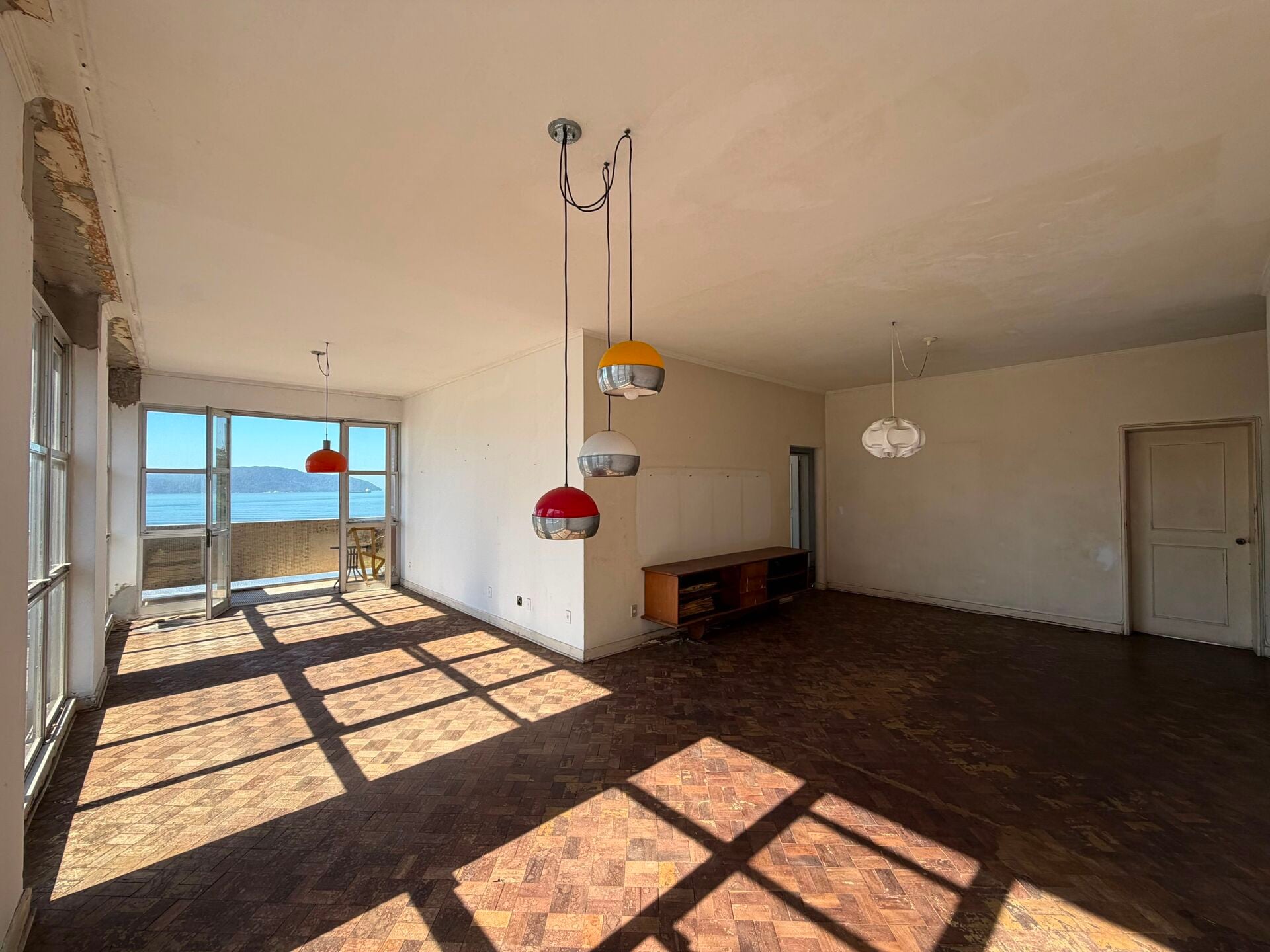 Apartamento · 3 dorm. — Sala