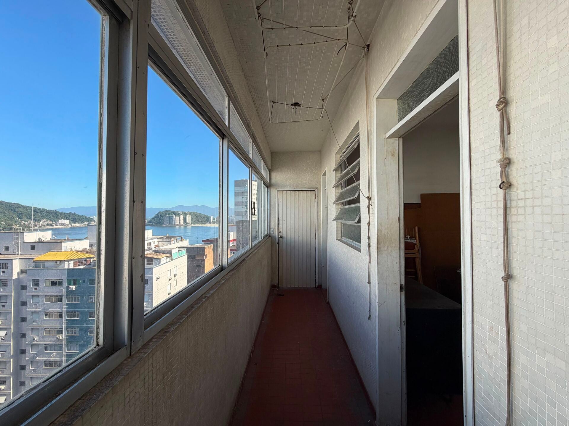 Apartamento · 3 dorm. — Varanda