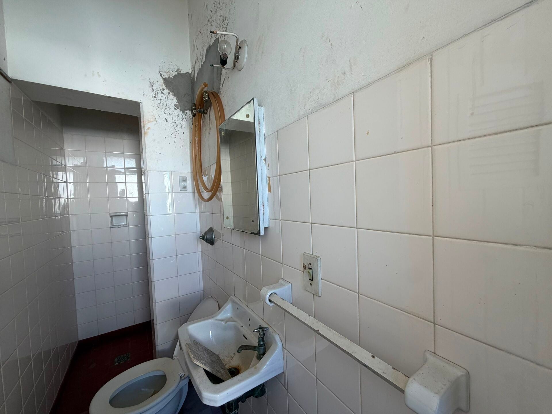 Apartamento · 3 dorm. — Banheiro de servico