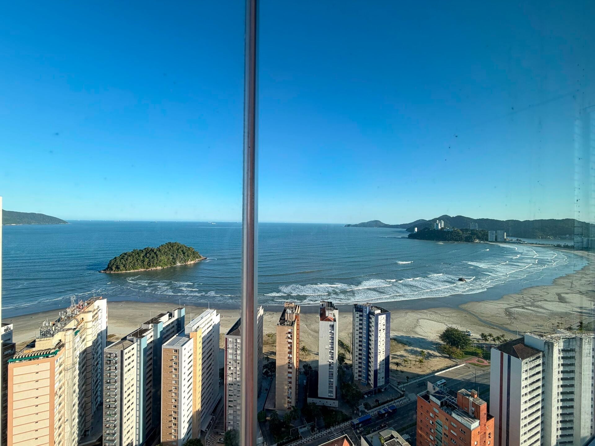 Cobertura duplex · 4 dorm. — Vista
