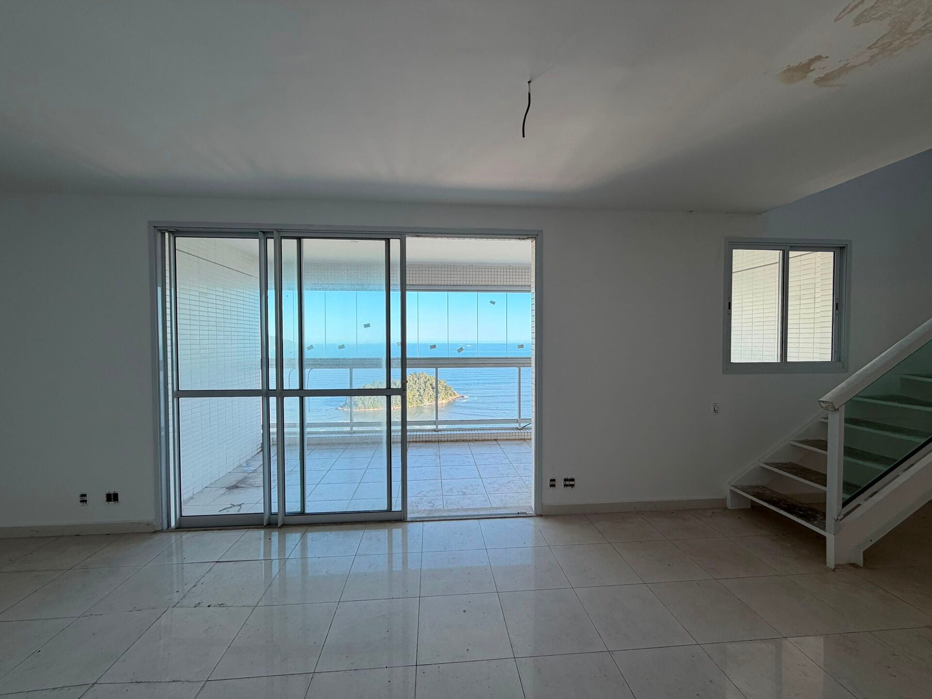 Cobertura duplex · 4 dorm. — Sala