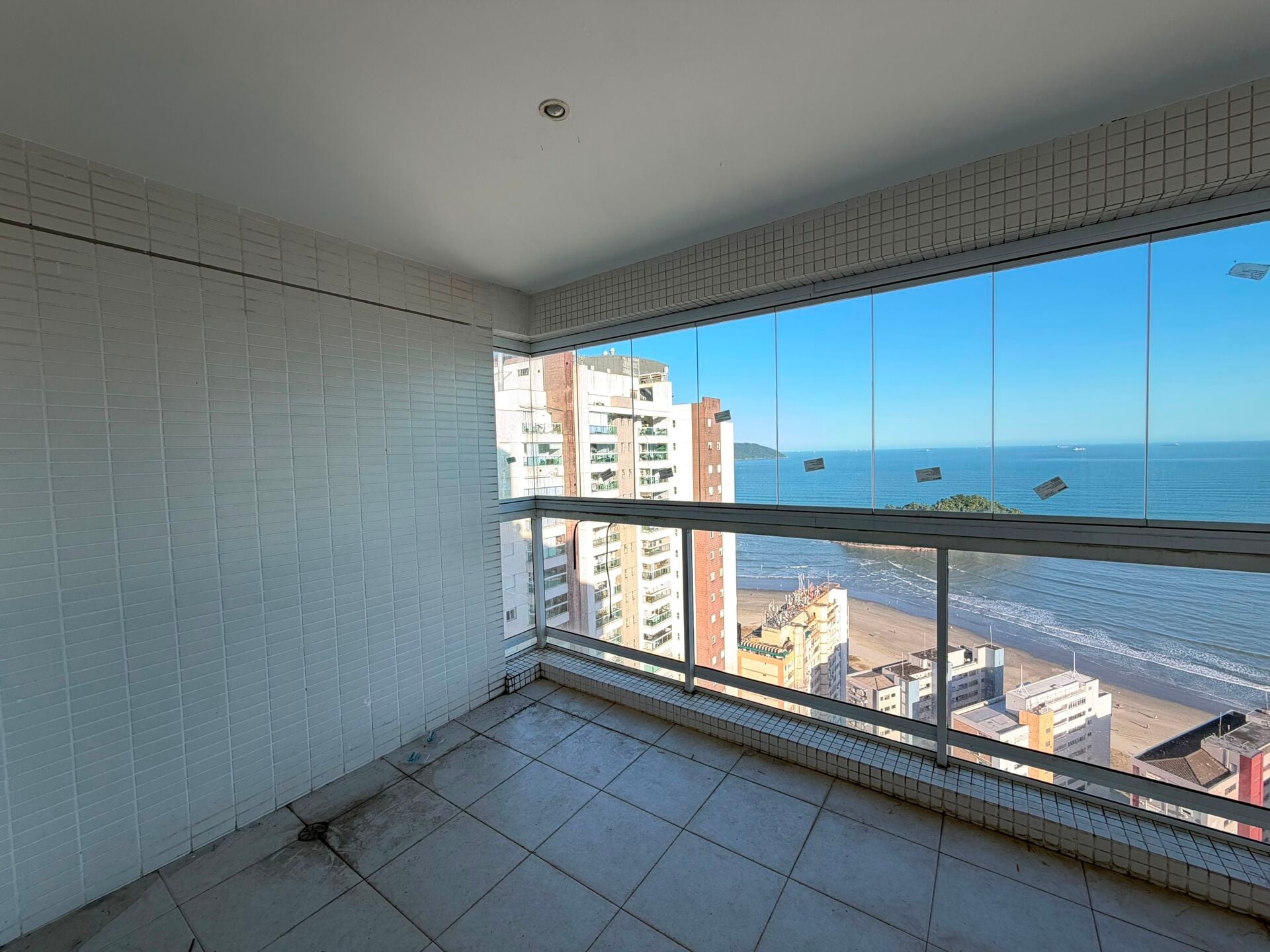 Cobertura duplex · 4 dorm. — Varanda