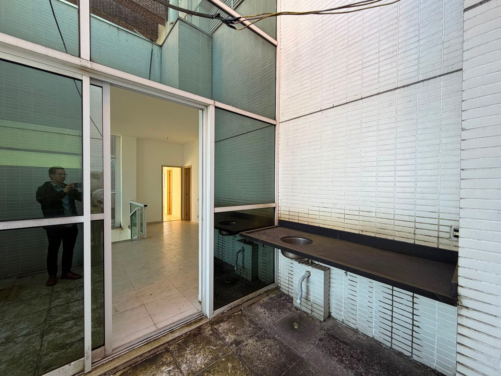 Cobertura duplex · 4 dorm. — Varanda