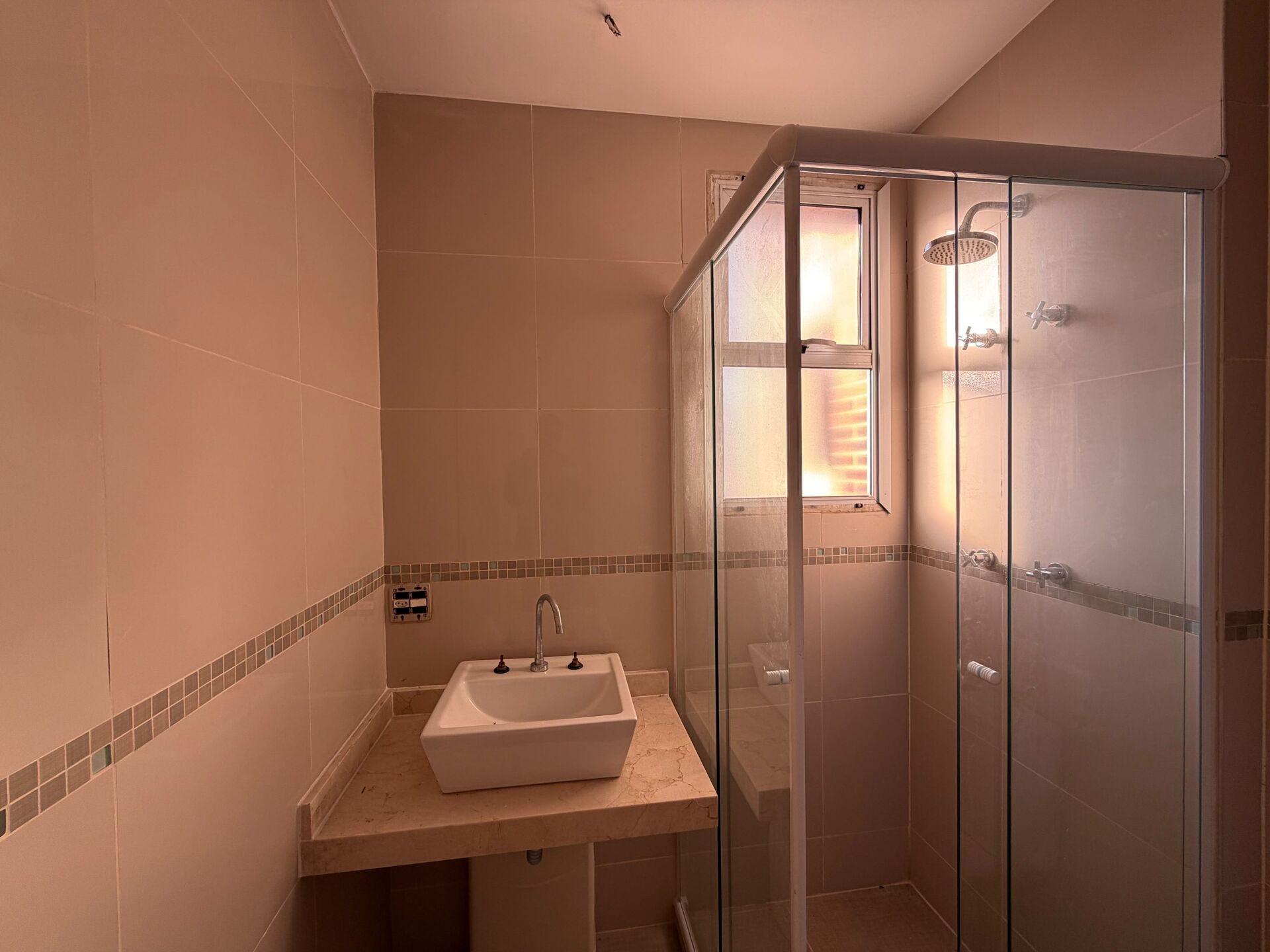 Cobertura duplex · 4 dorm. — Banheiro