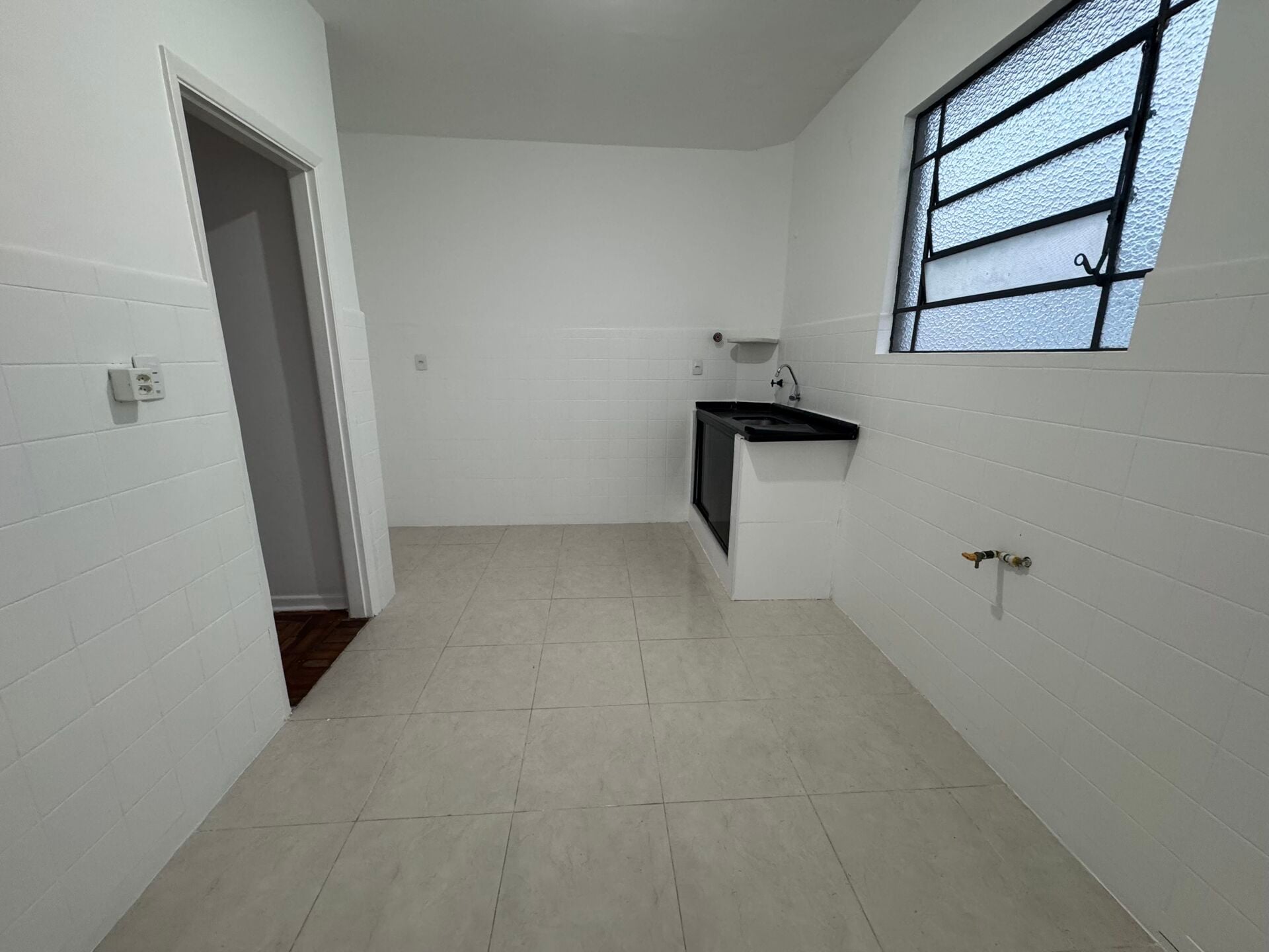 Apartamento · 2 dorm. — Área de serviço