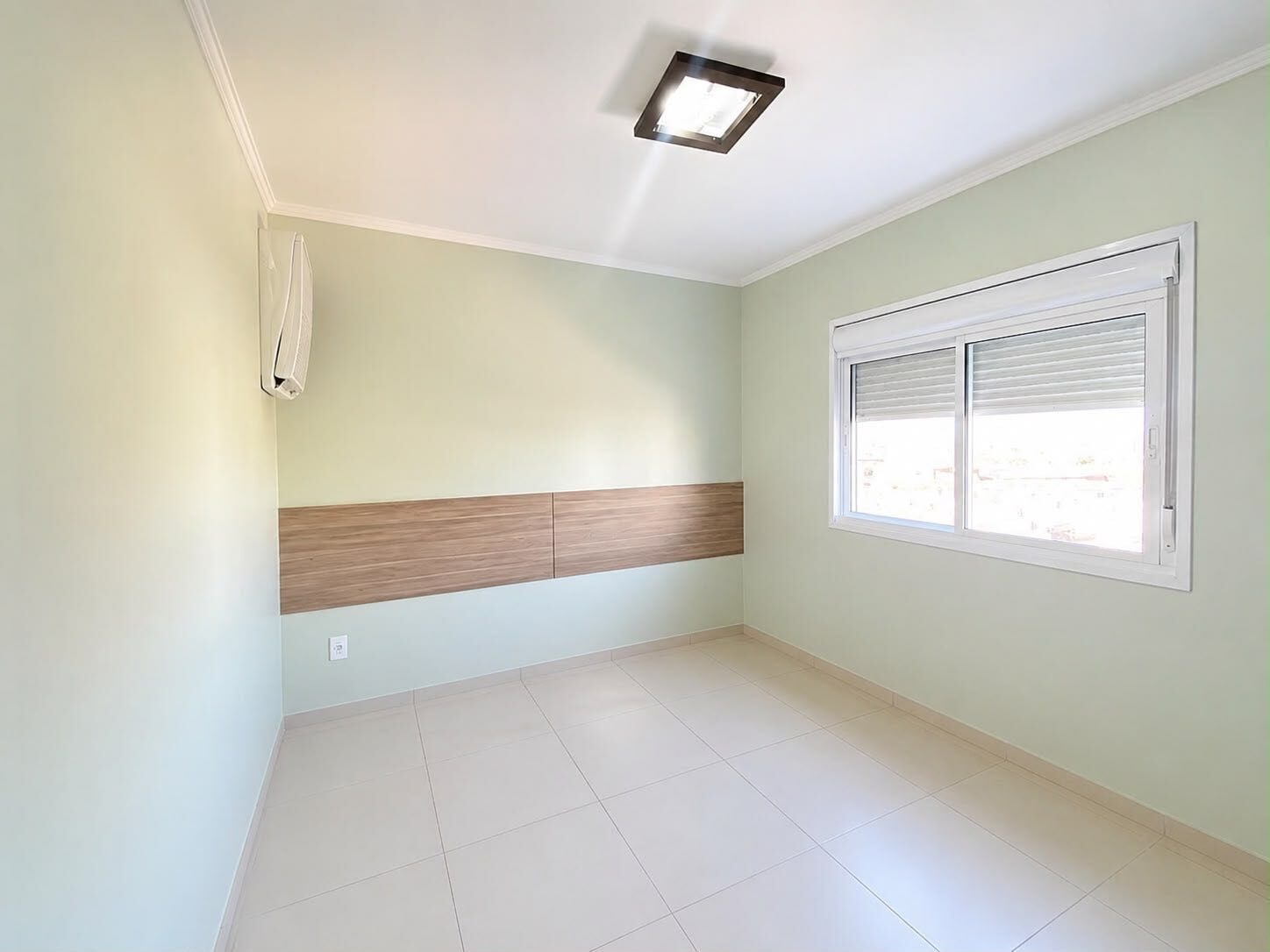 Apartamento · 4 dorm. — Suíte