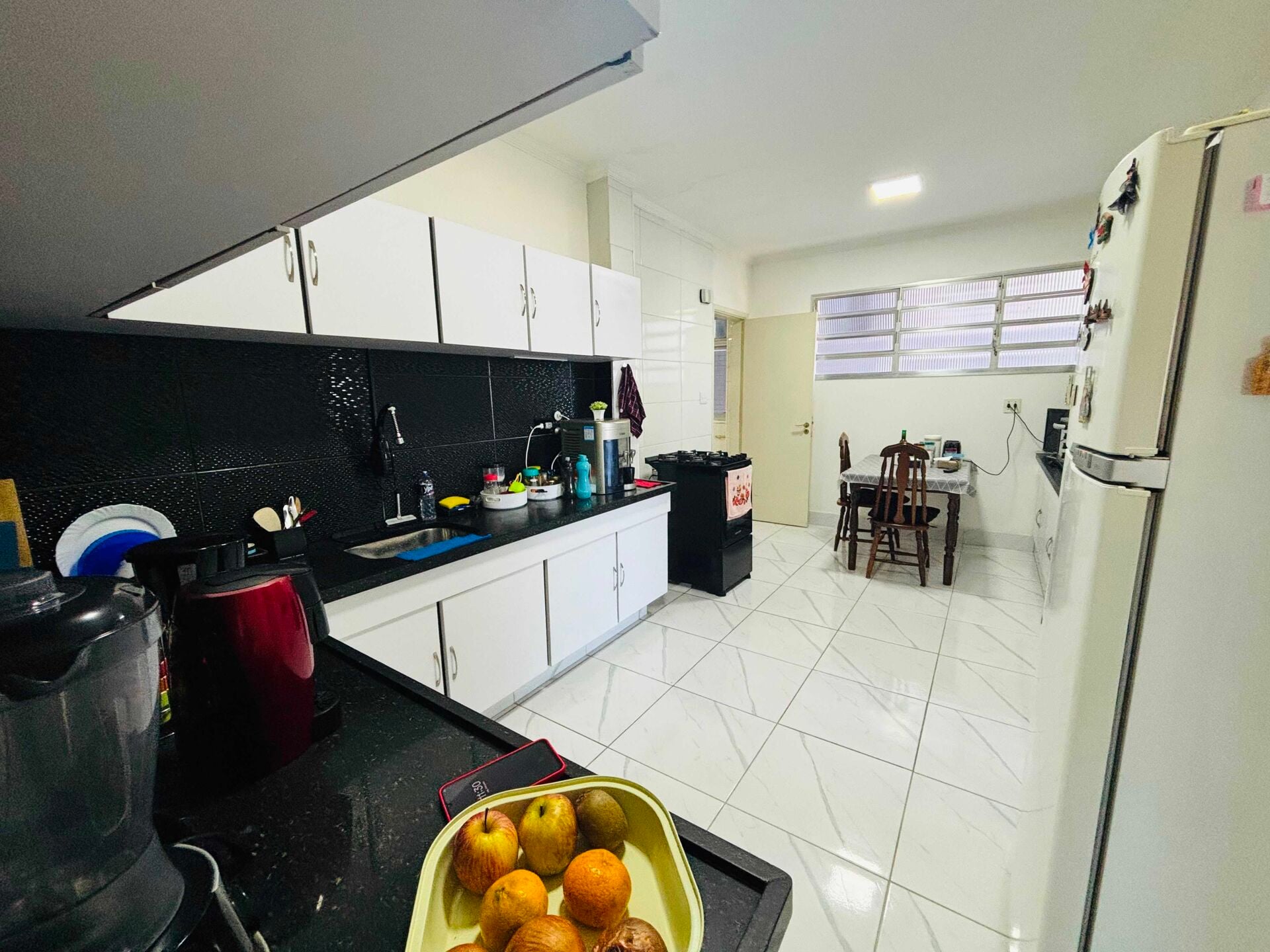 Apartamento · 3 dorm. — Cozinha