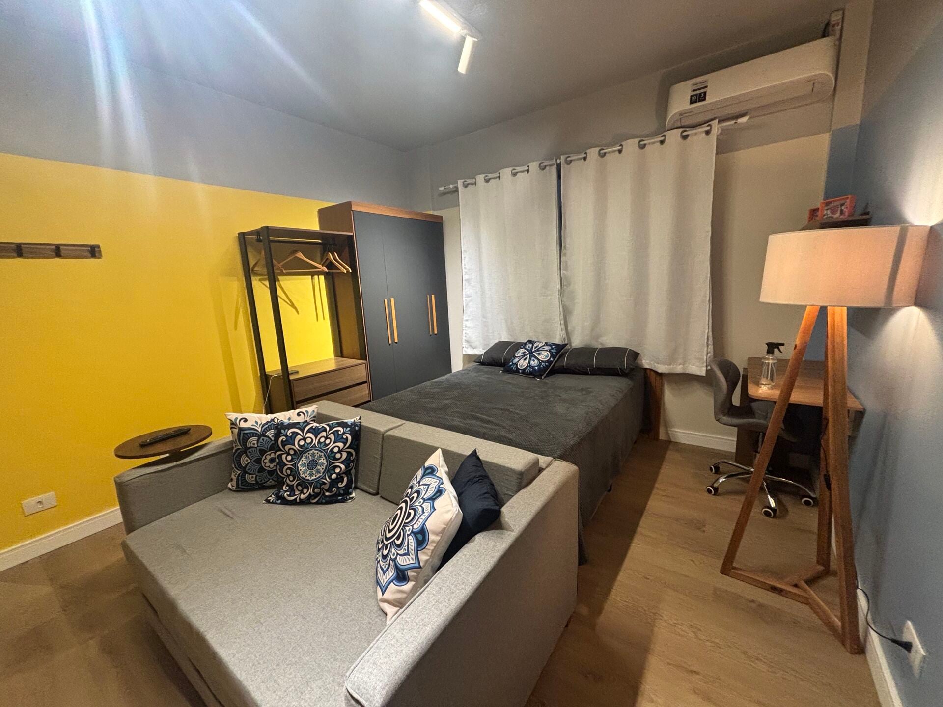 Apartamento kitnet 33 · 1 dorm. — Sala