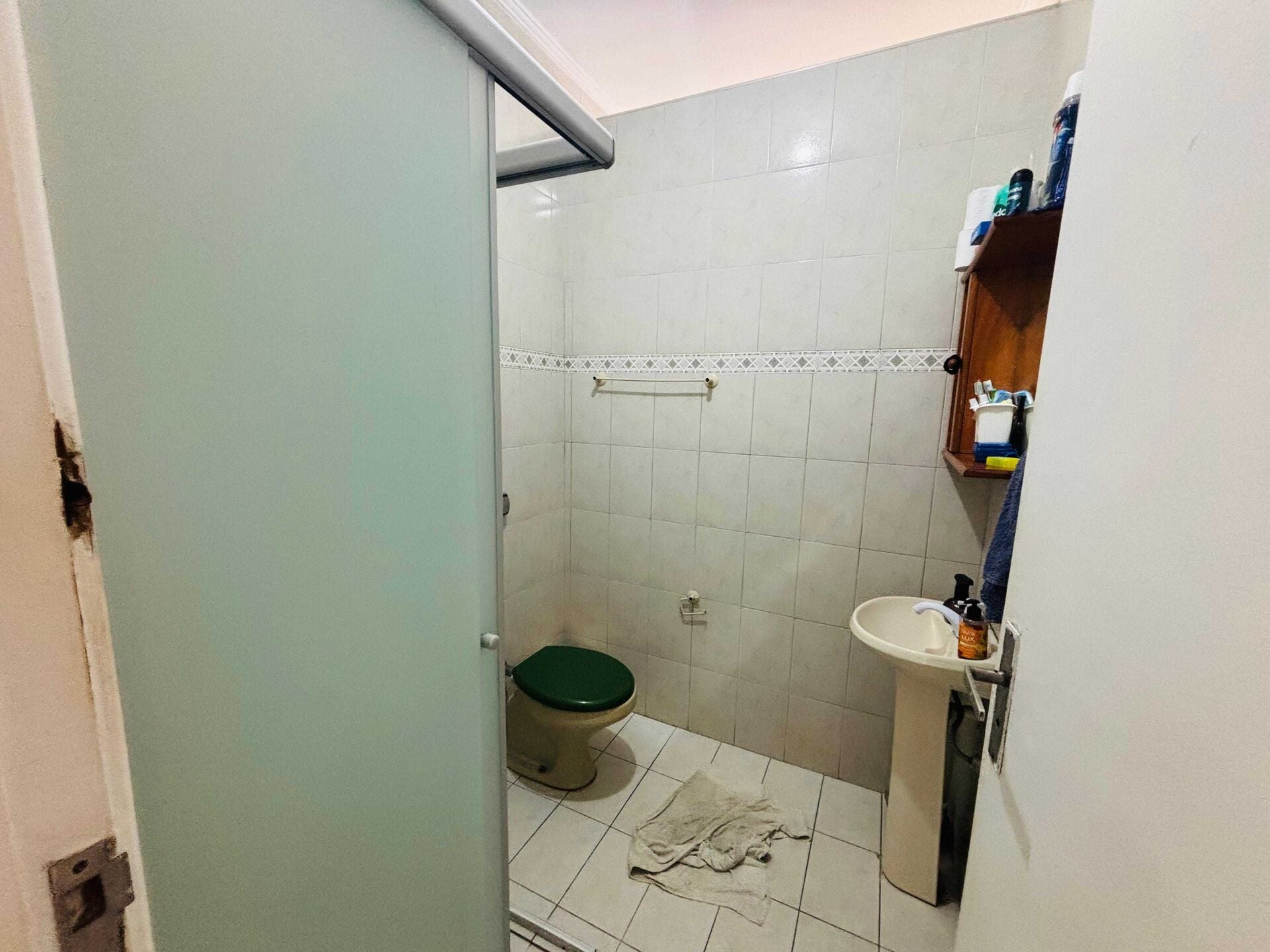 Apartamento · 3 dorm. — Banheiro