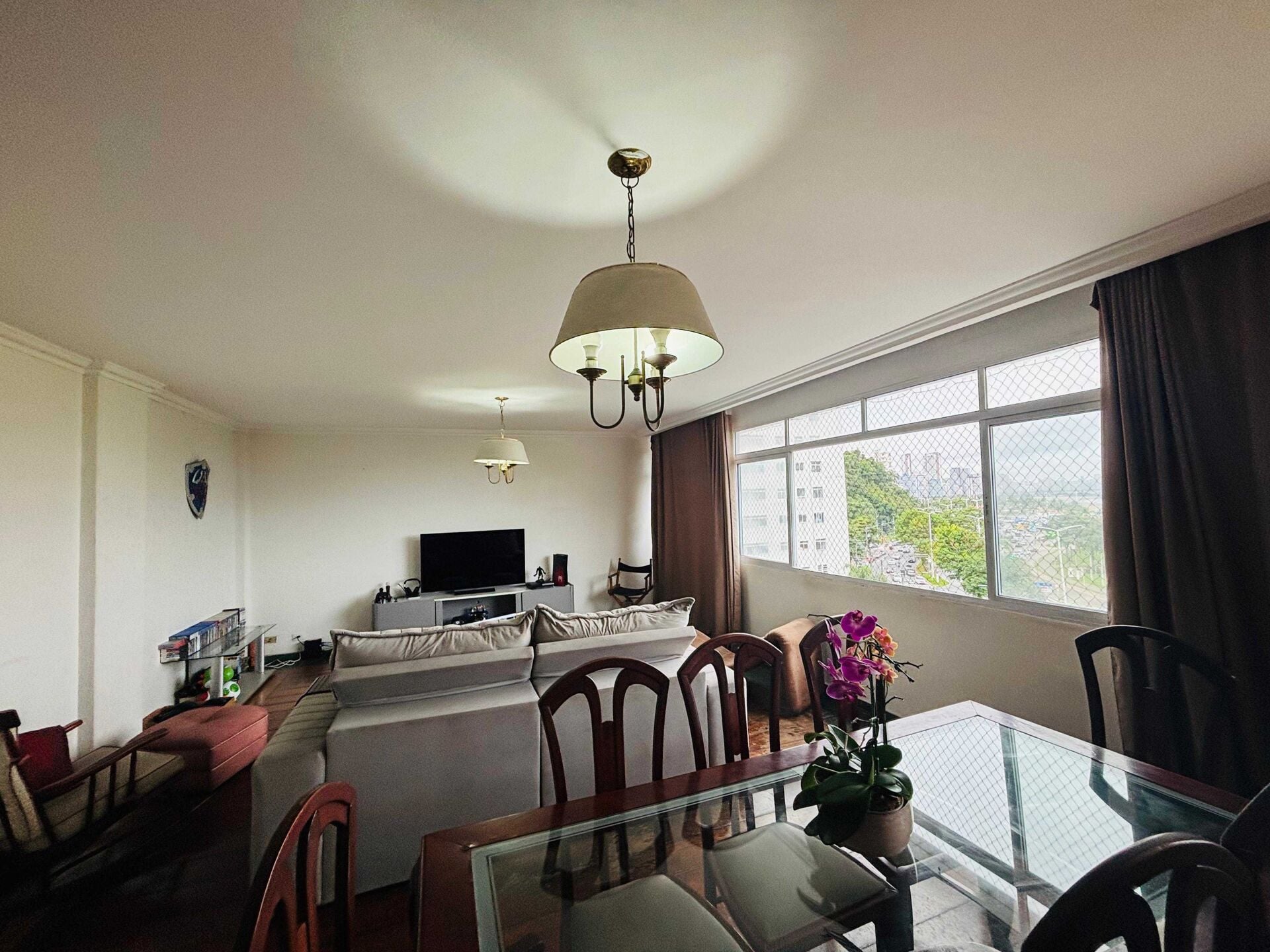 Apartamento · 3 dorm. — Sala