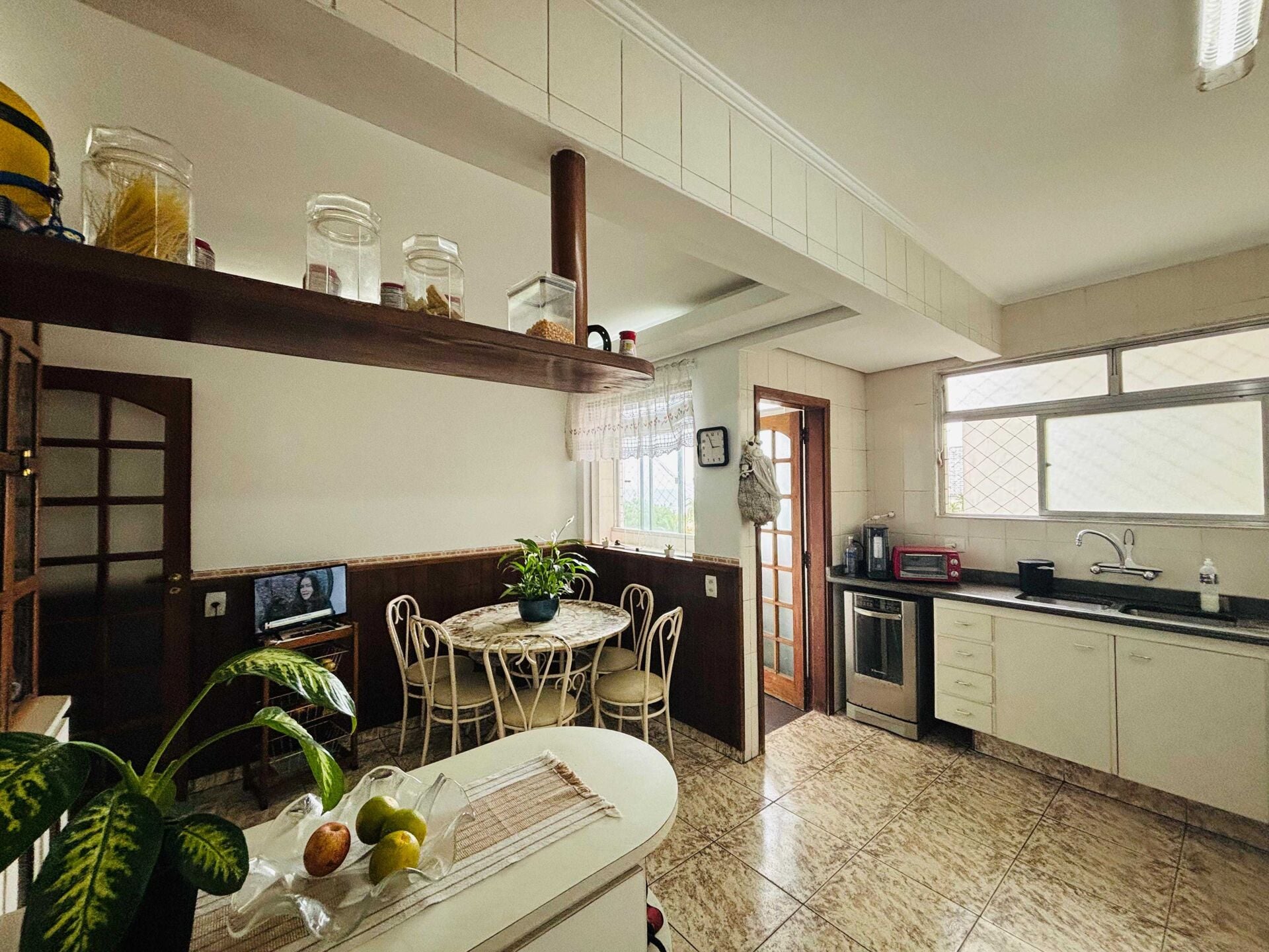 Apartamento · 3 dorm. — Cozinha