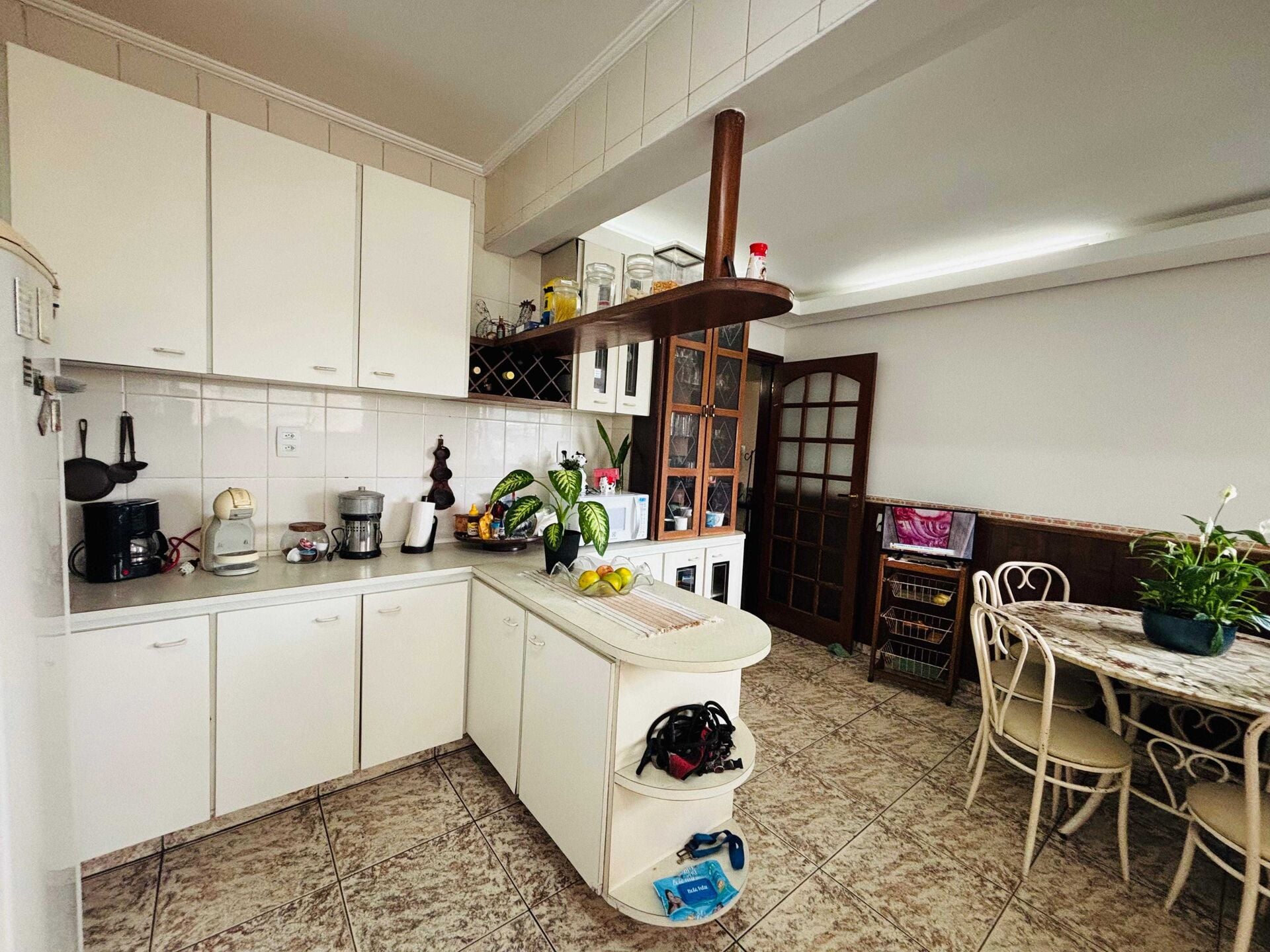 Apartamento · 3 dorm. — Cozinha