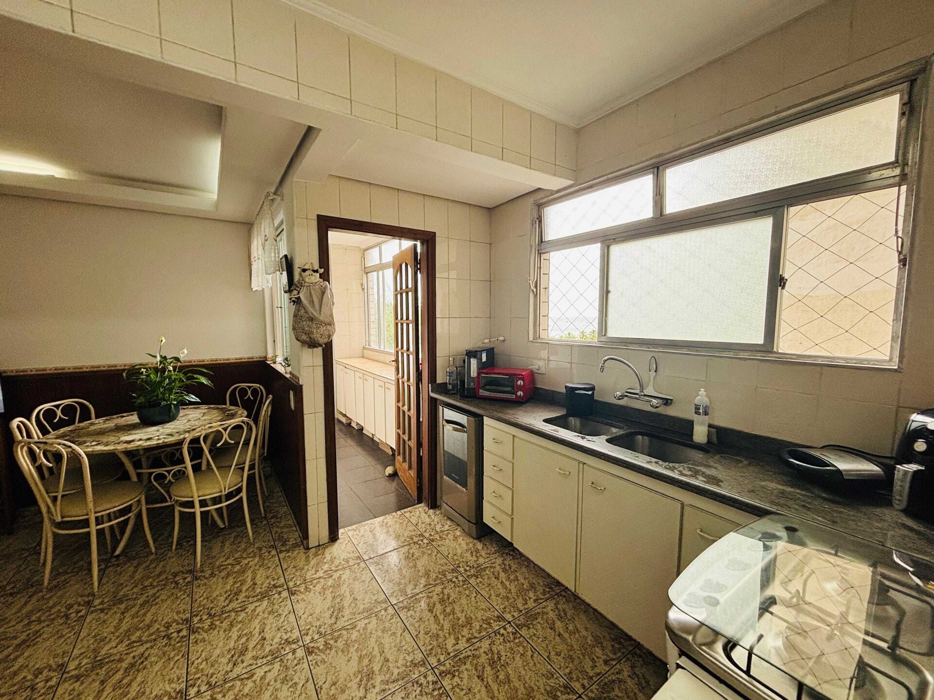 Apartamento · 3 dorm. — Cozinha