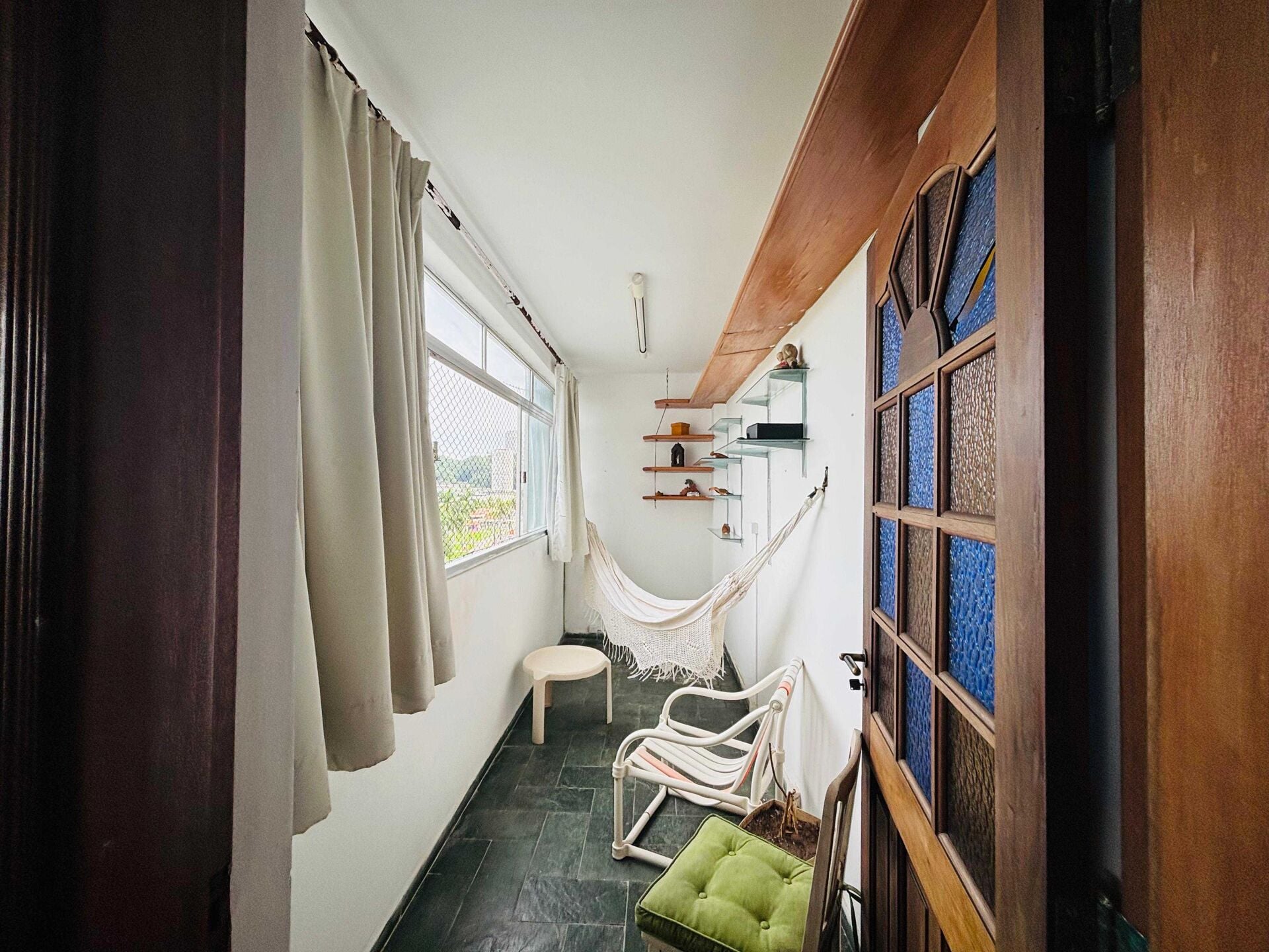 Apartamento · 3 dorm. — Varanda