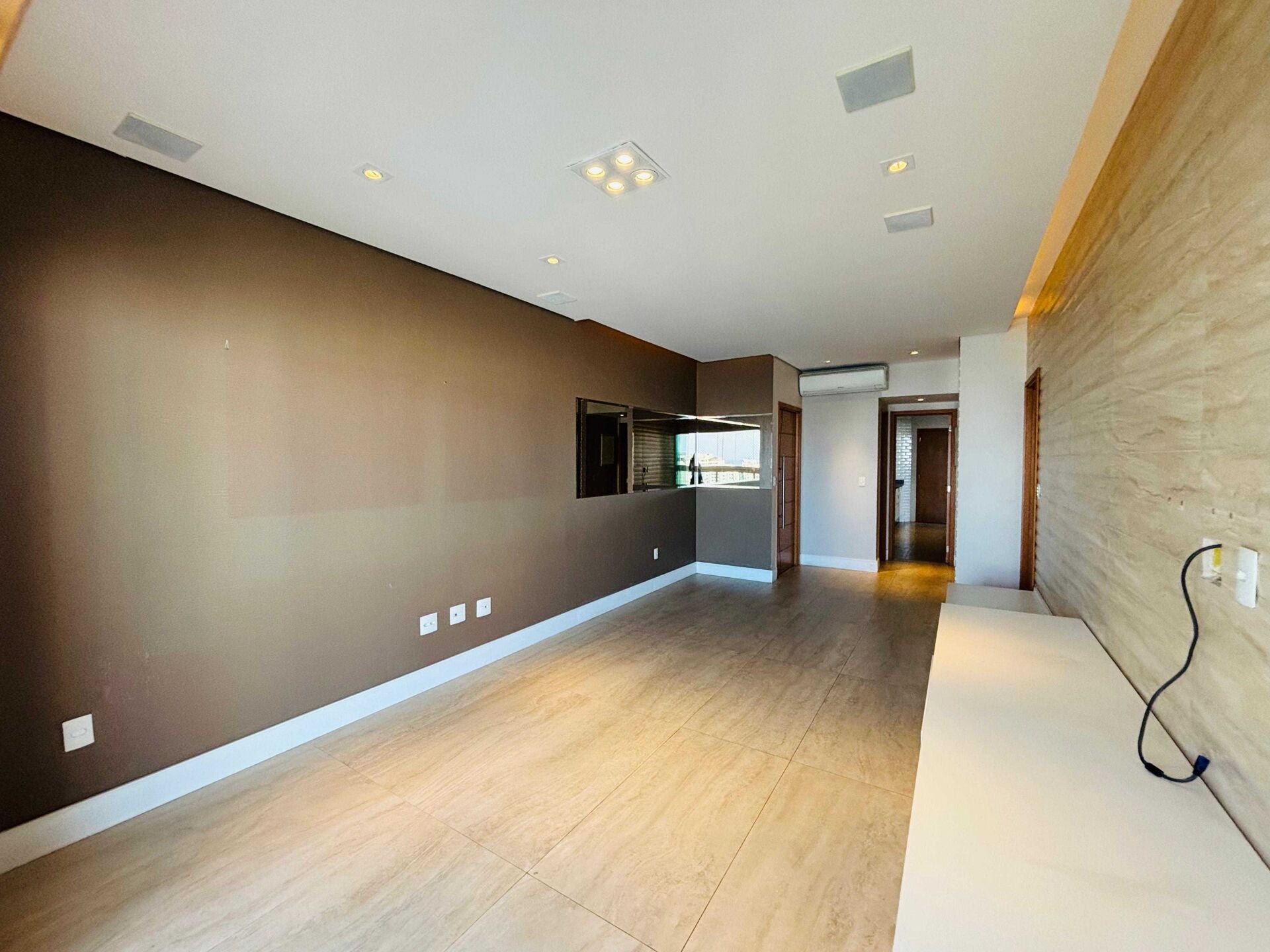 Apartamento · 3 dorm. — Sala
