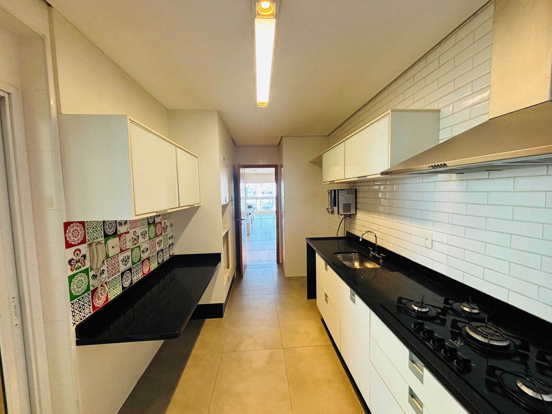 Apartamento · 3 dorm. — Cozinha