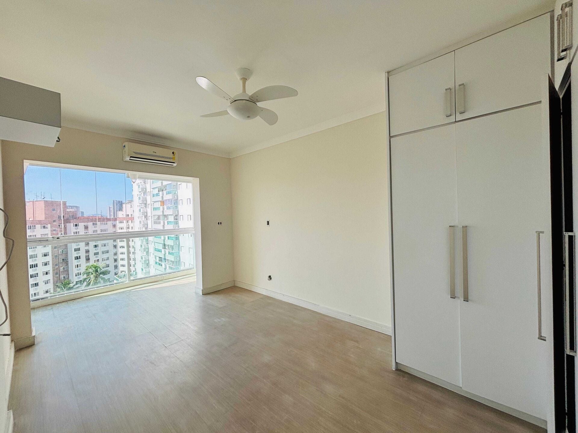 Cobertura duplex · 3 dorm. — Suíte 2