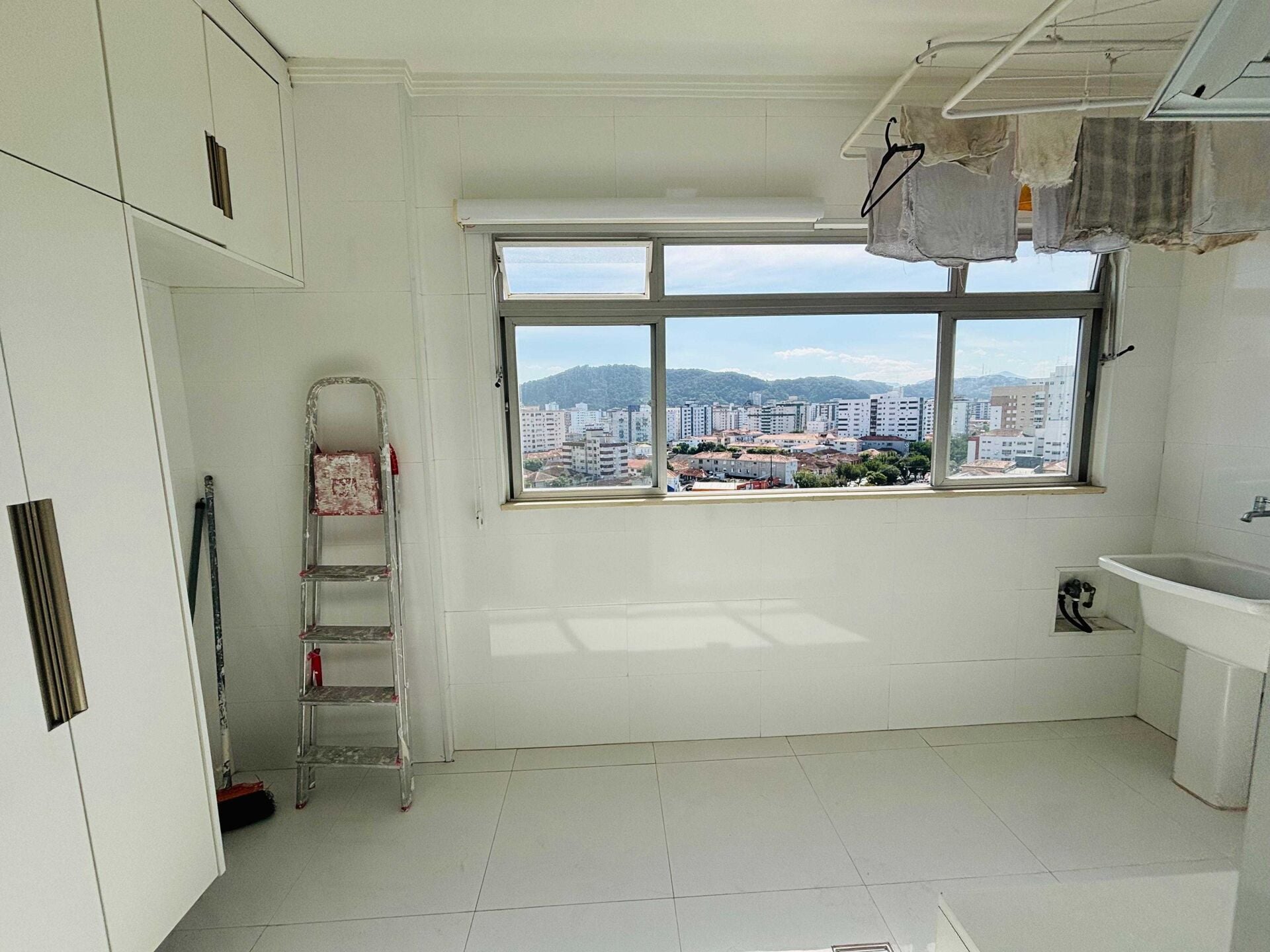 Cobertura duplex · 3 dorm. — Área de serviço