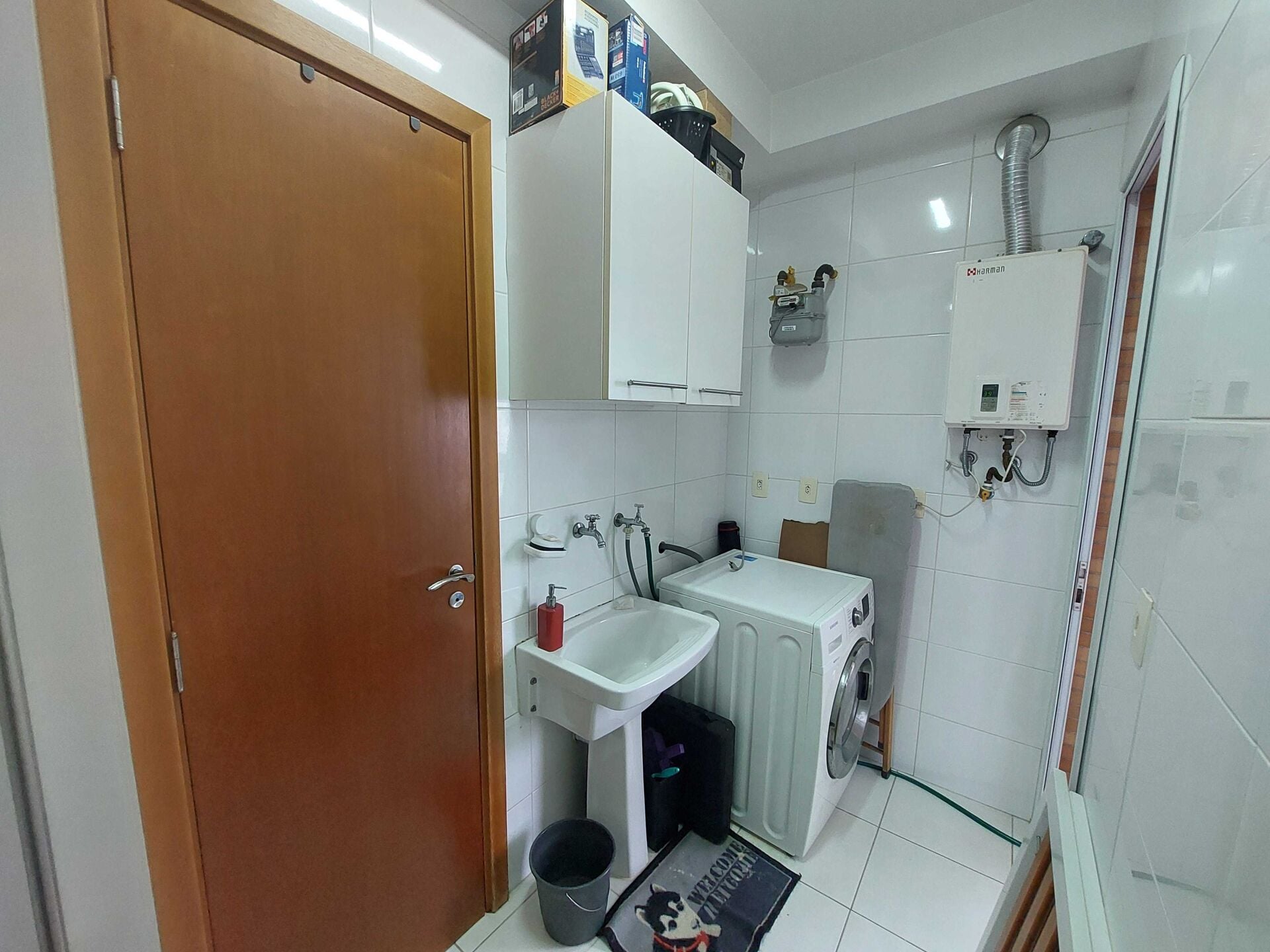 Apartamento · 2 dorm. — Área de serviço