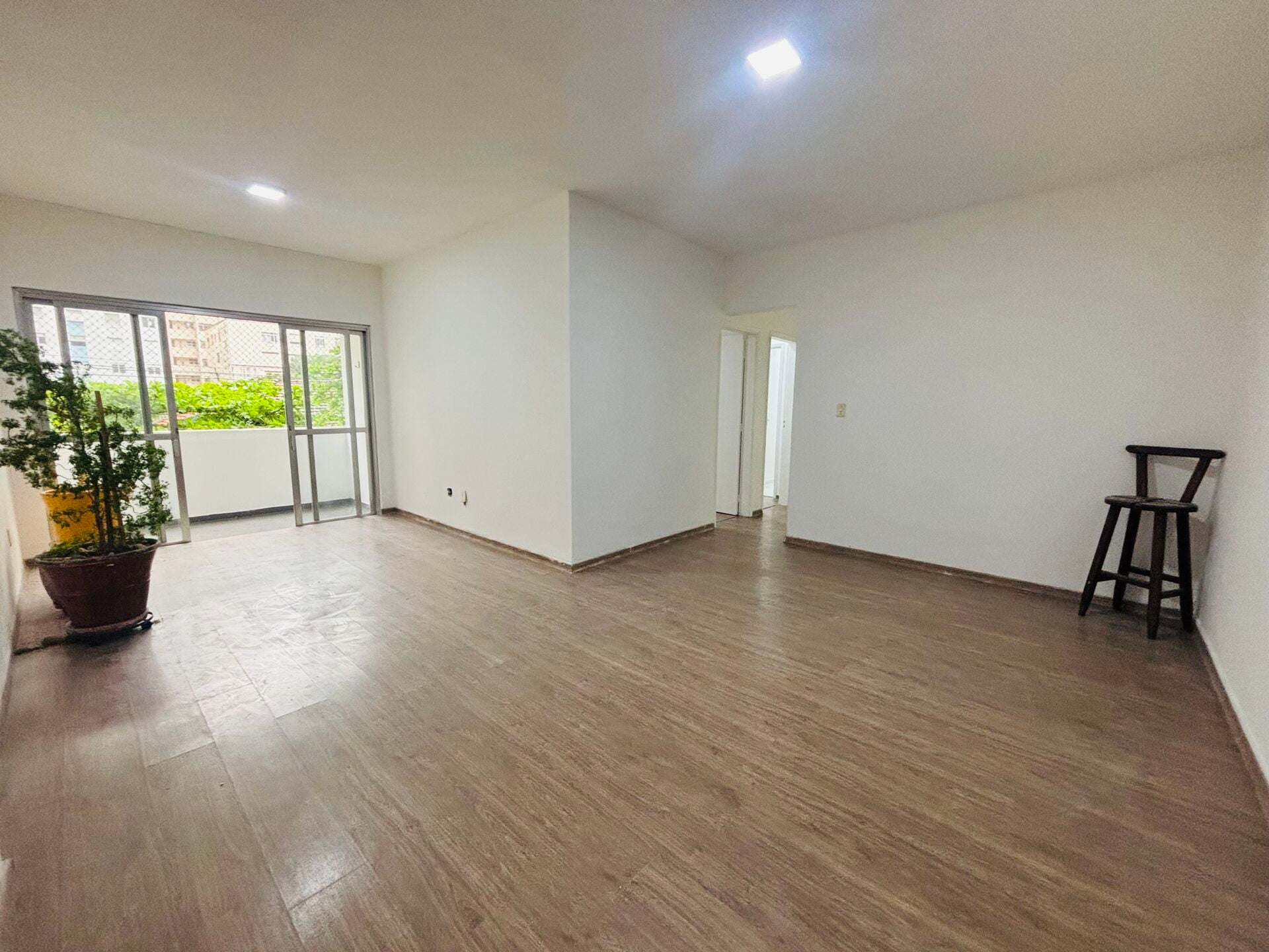 Apartamento 21 · 3 dorm. — Sala