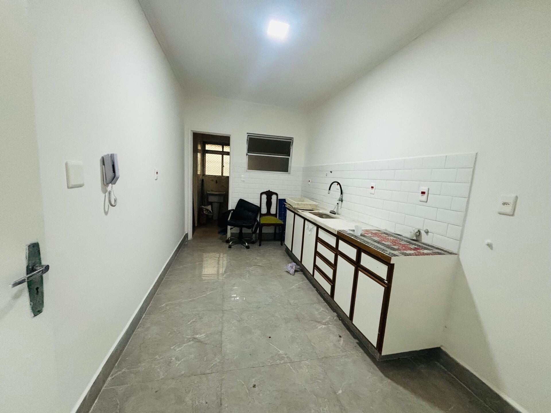 Apartamento 21 · 3 dorm. — Cozinha
