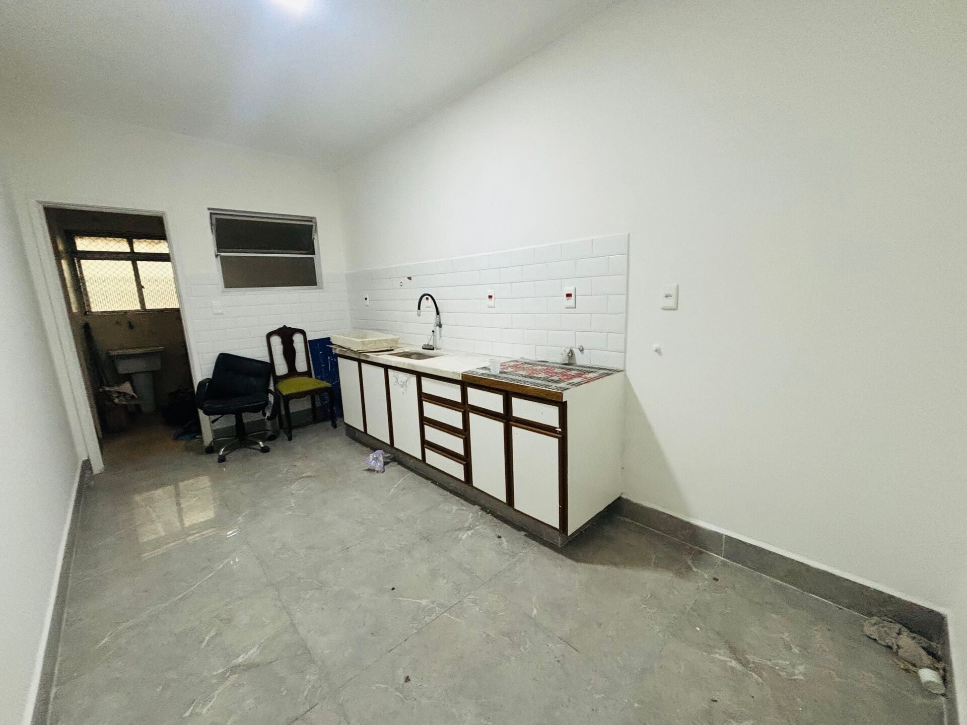 Apartamento 21 · 3 dorm. — Cozinha