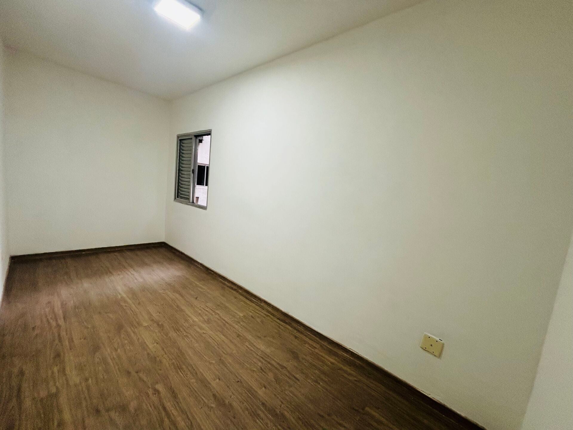 Apartamento 21 · 3 dorm. — Quarto