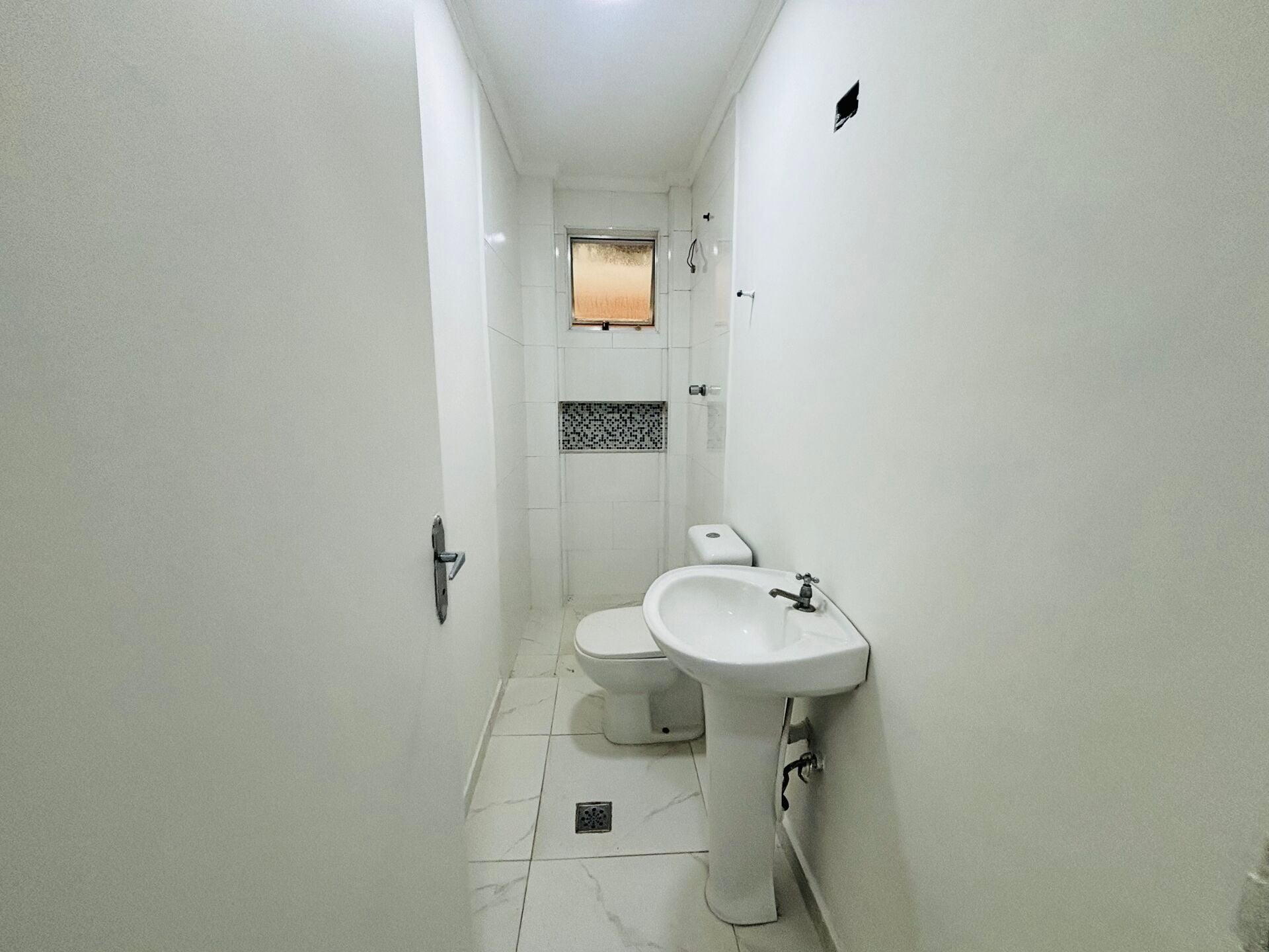 Apartamento 21 · 3 dorm. — Banheiro