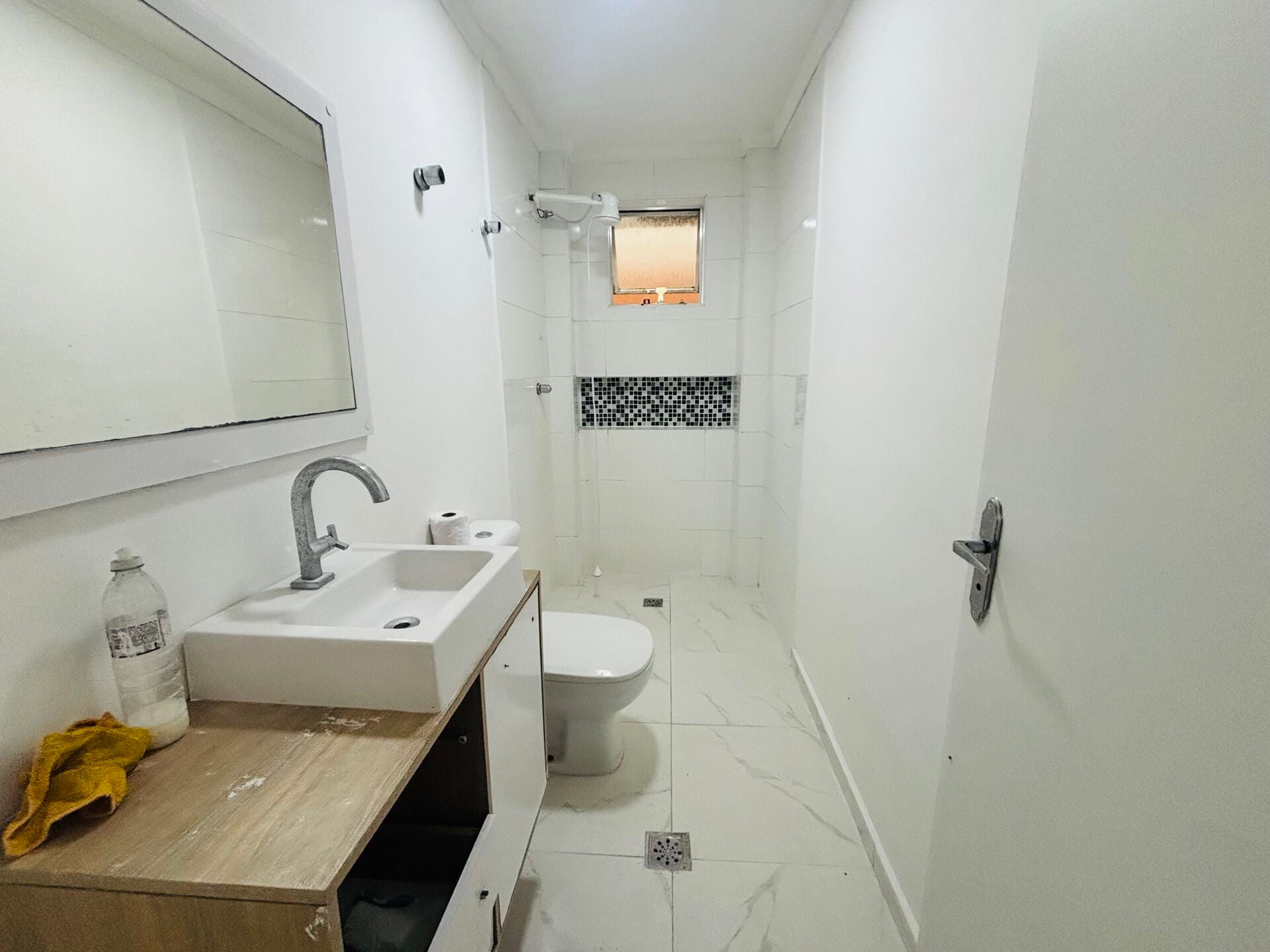 Apartamento 21 · 3 dorm. — Banheiro
