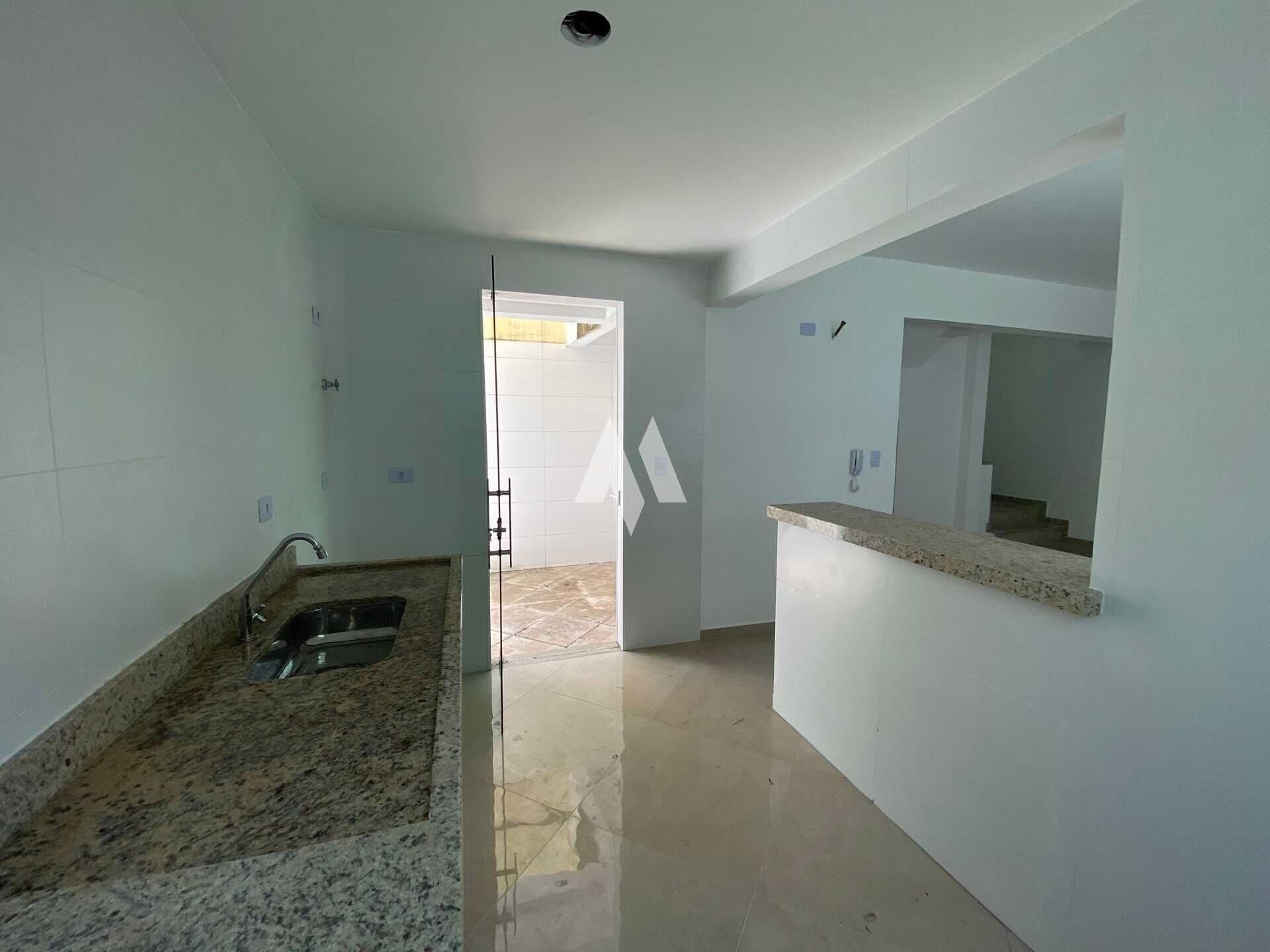 Casa em Villagio · 2 dorm. — Cozinha