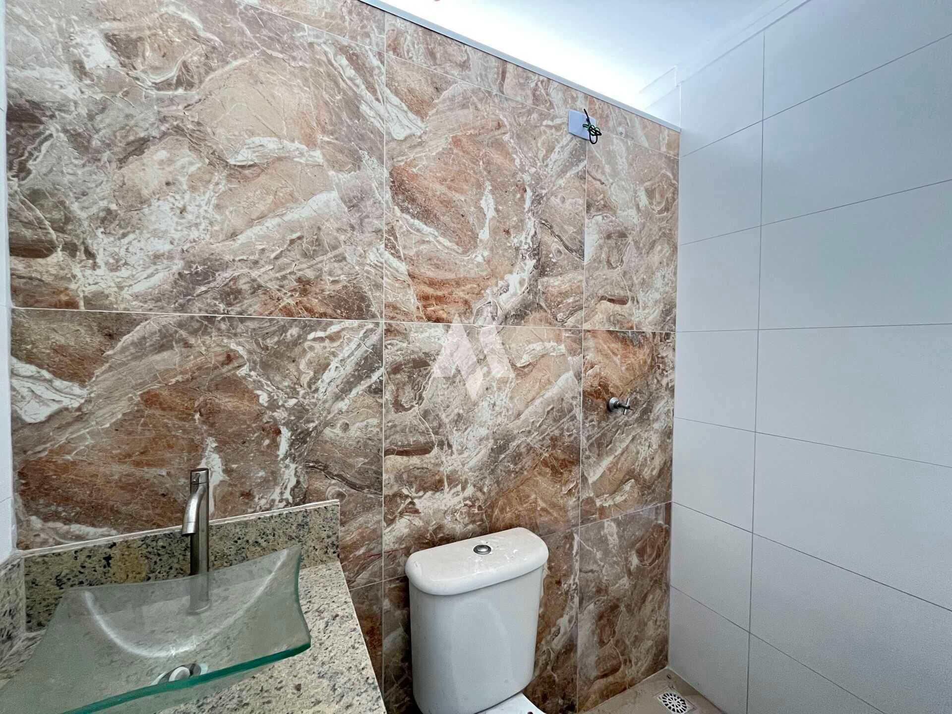 Casa em Villagio · 2 dorm. — Banheiro