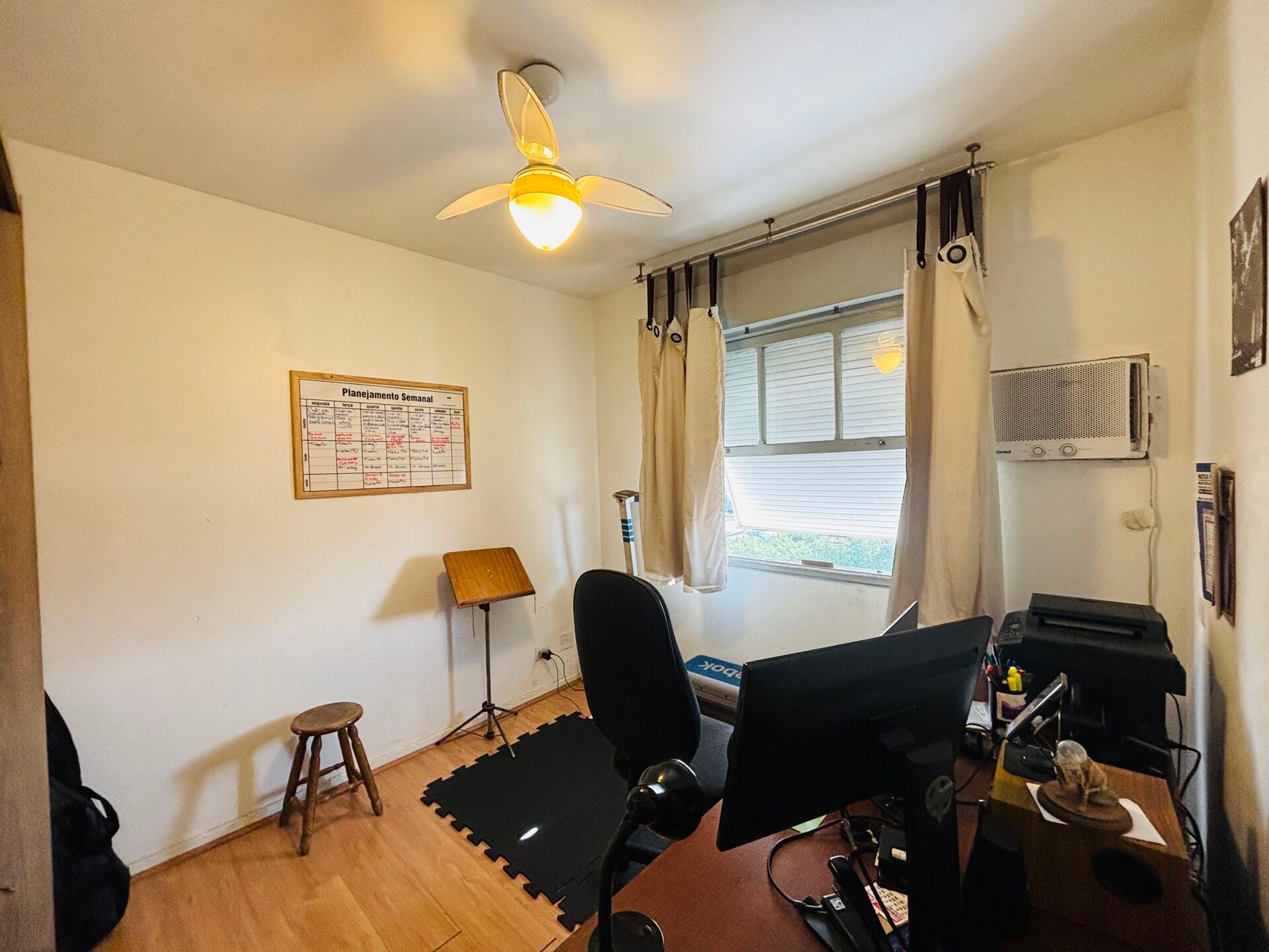 Apartamento 71 · 3 dorm. — Escritório