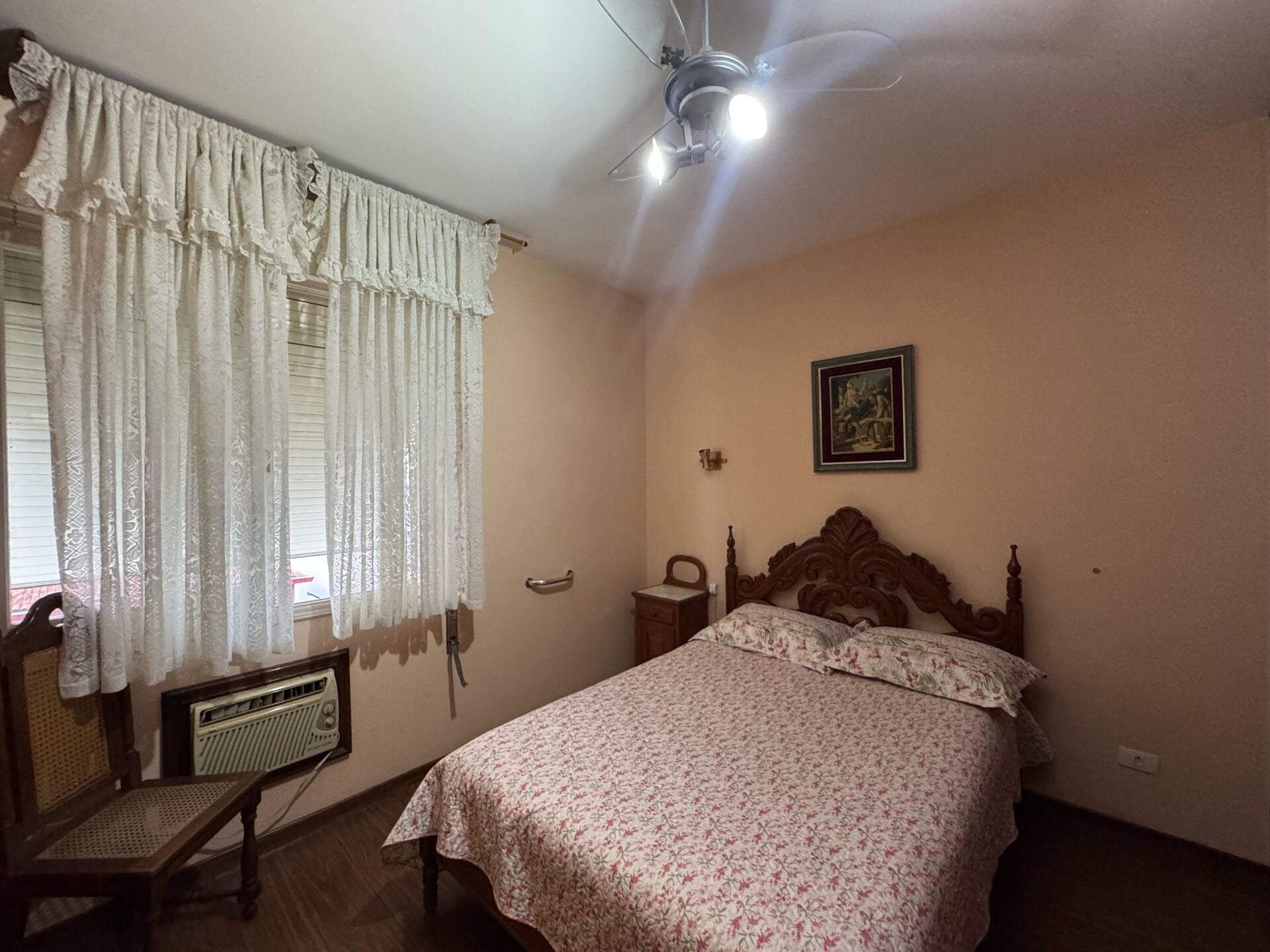 Apartamento 42 · 3 dorm. — Suíte