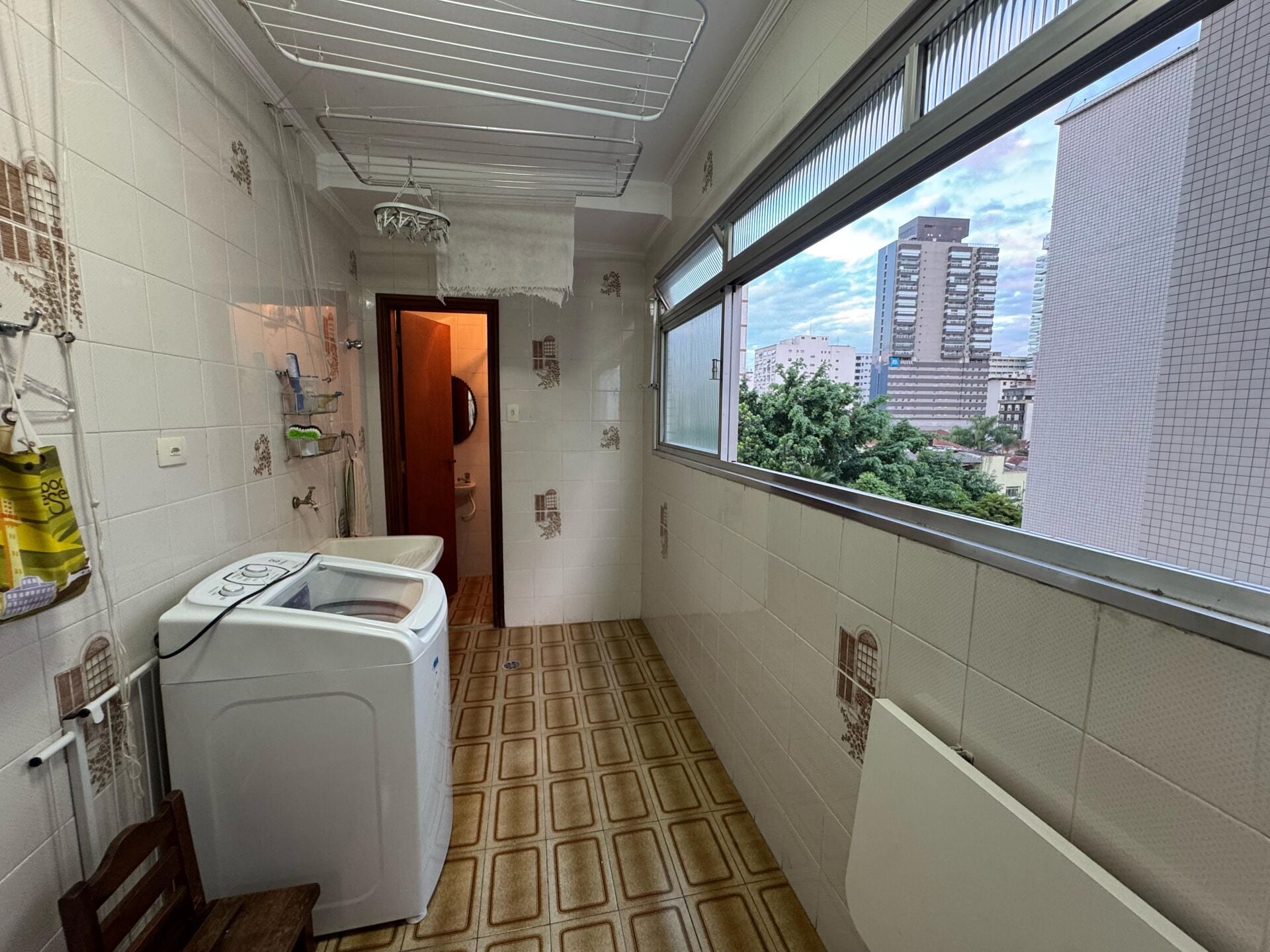 Apartamento 42 · 3 dorm. — Área de serviço