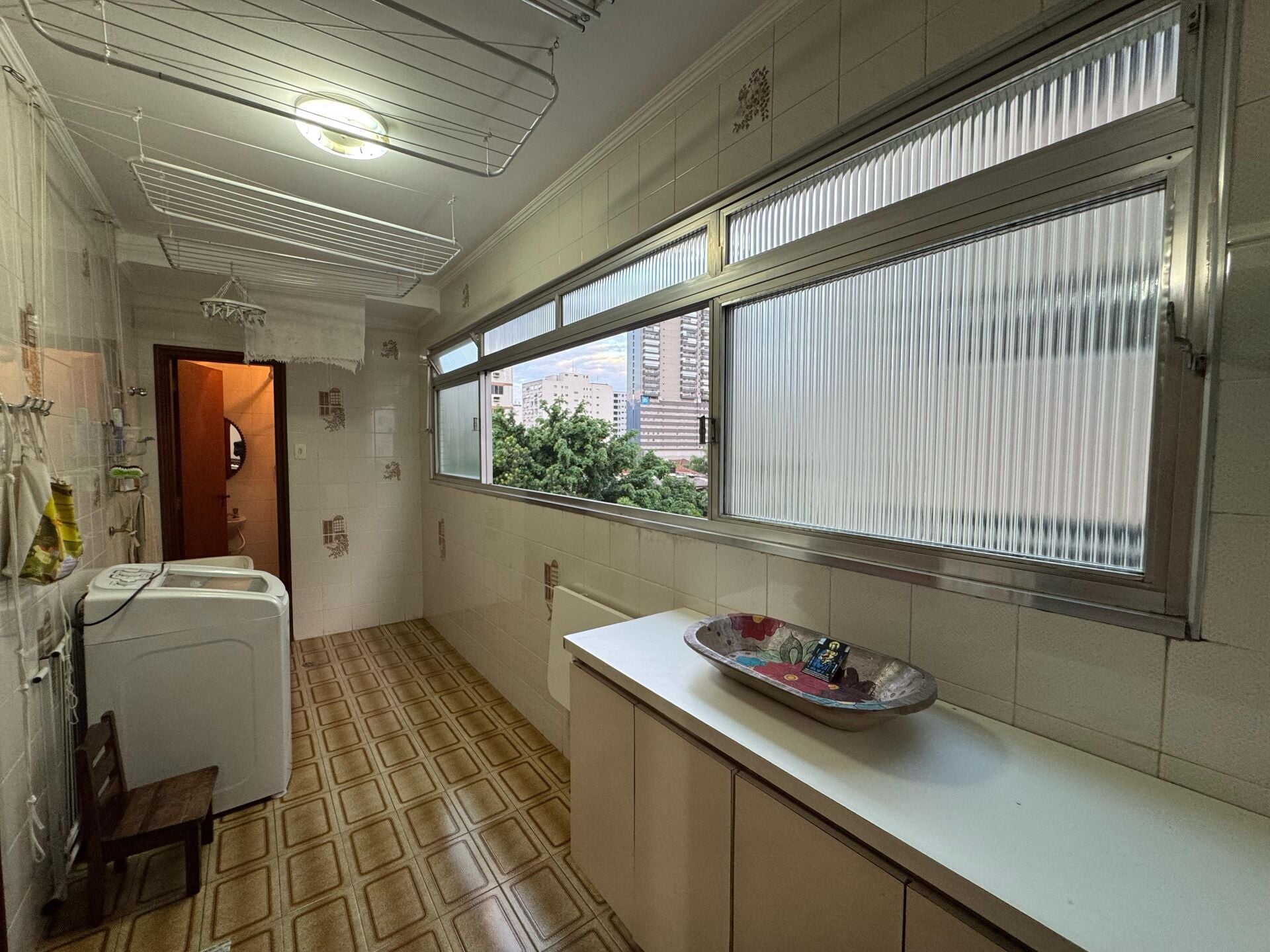 Apartamento 42 · 3 dorm. — Área de serviço