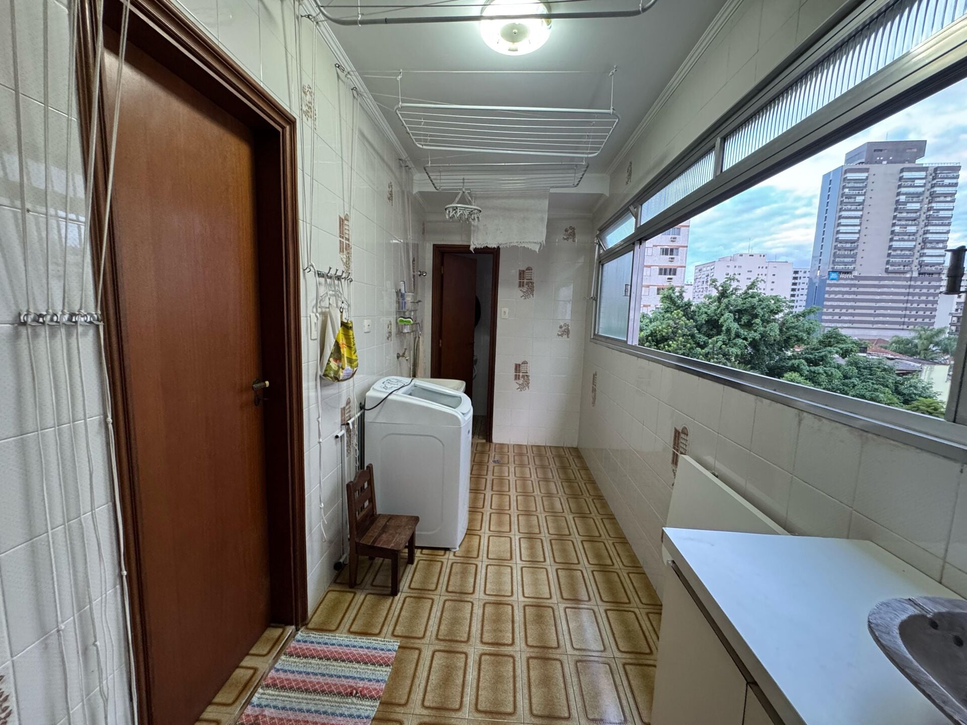 Apartamento 42 · 3 dorm. — Área de serviço