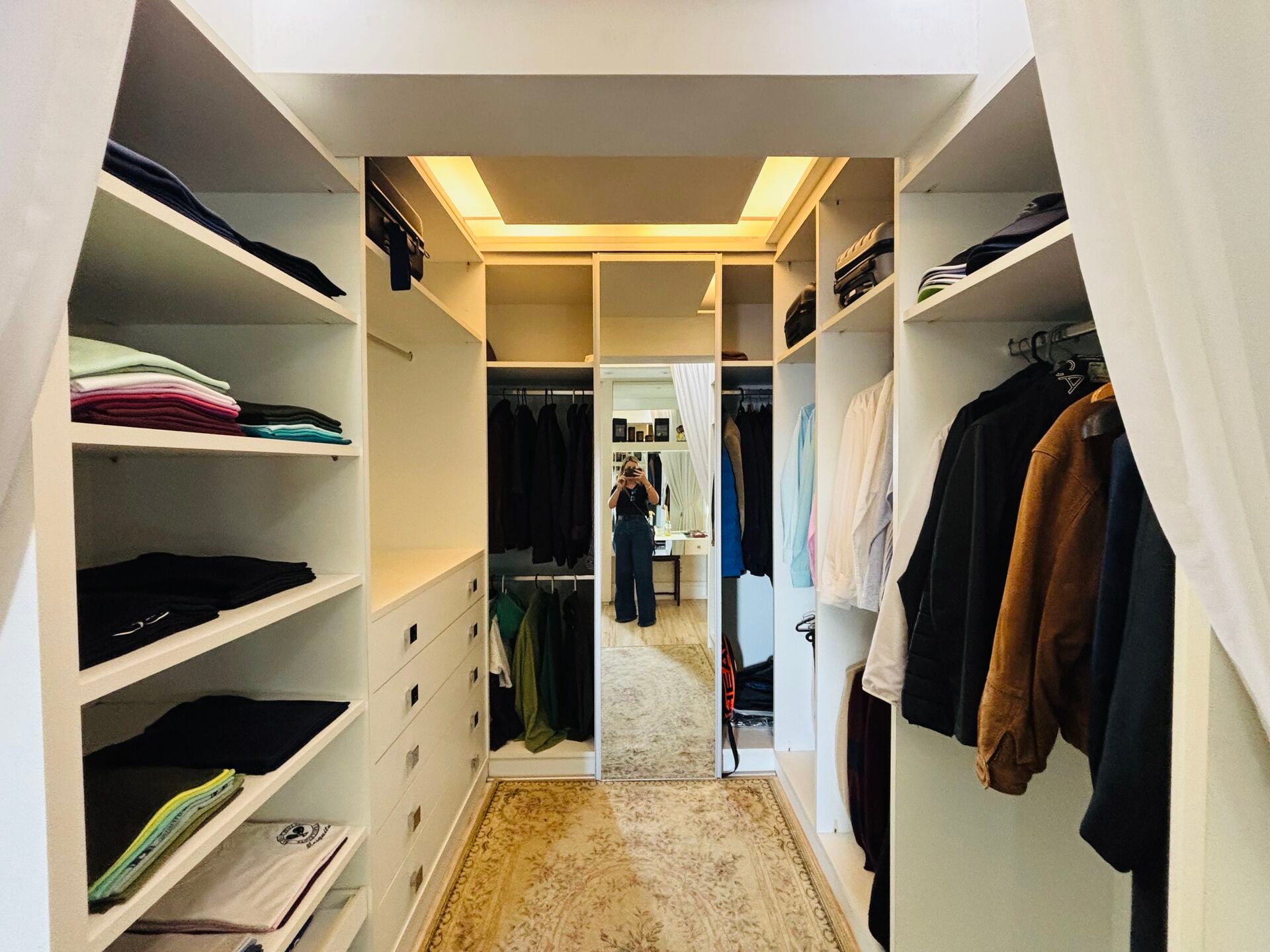 Apartamento · 3 dorm. — Closet