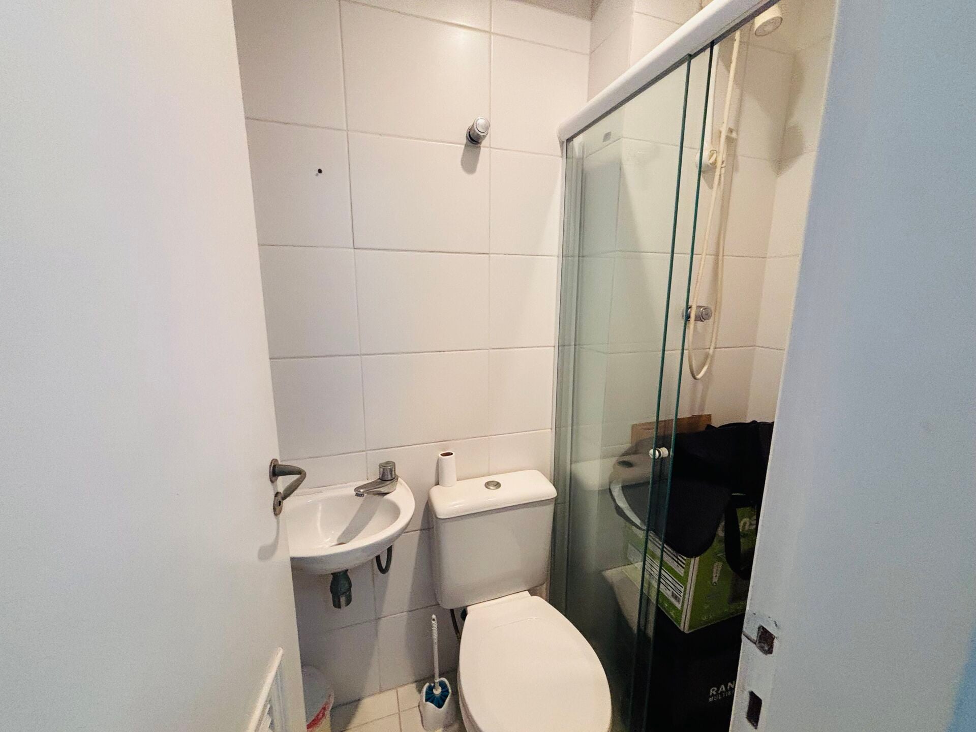 Apartamento · 3 dorm. — Banheiro de servico