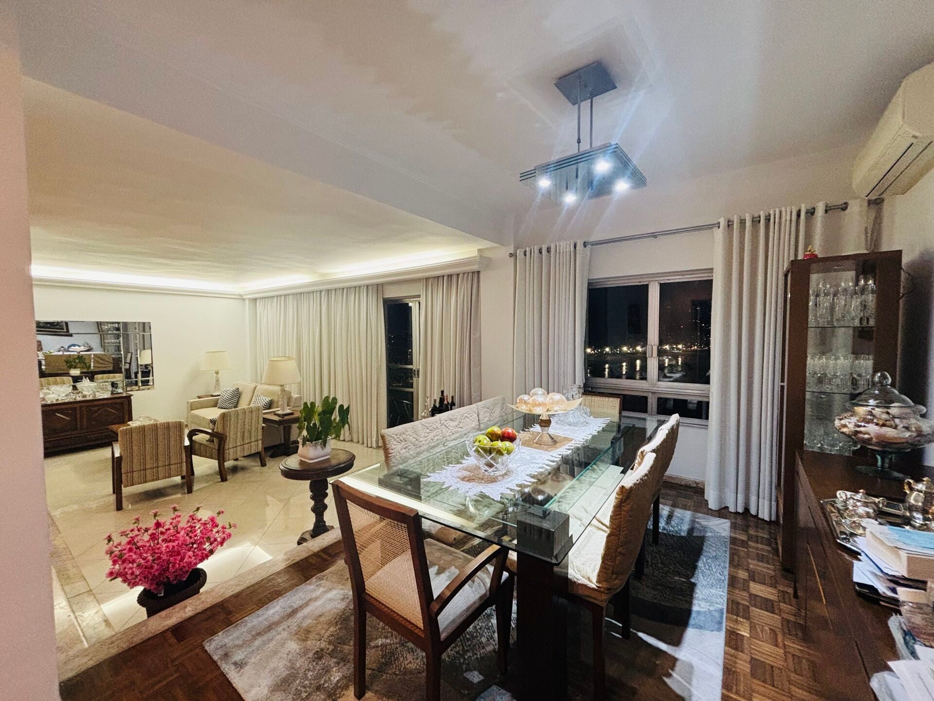 Apartamento · 3 dorm. — Sala de jantar