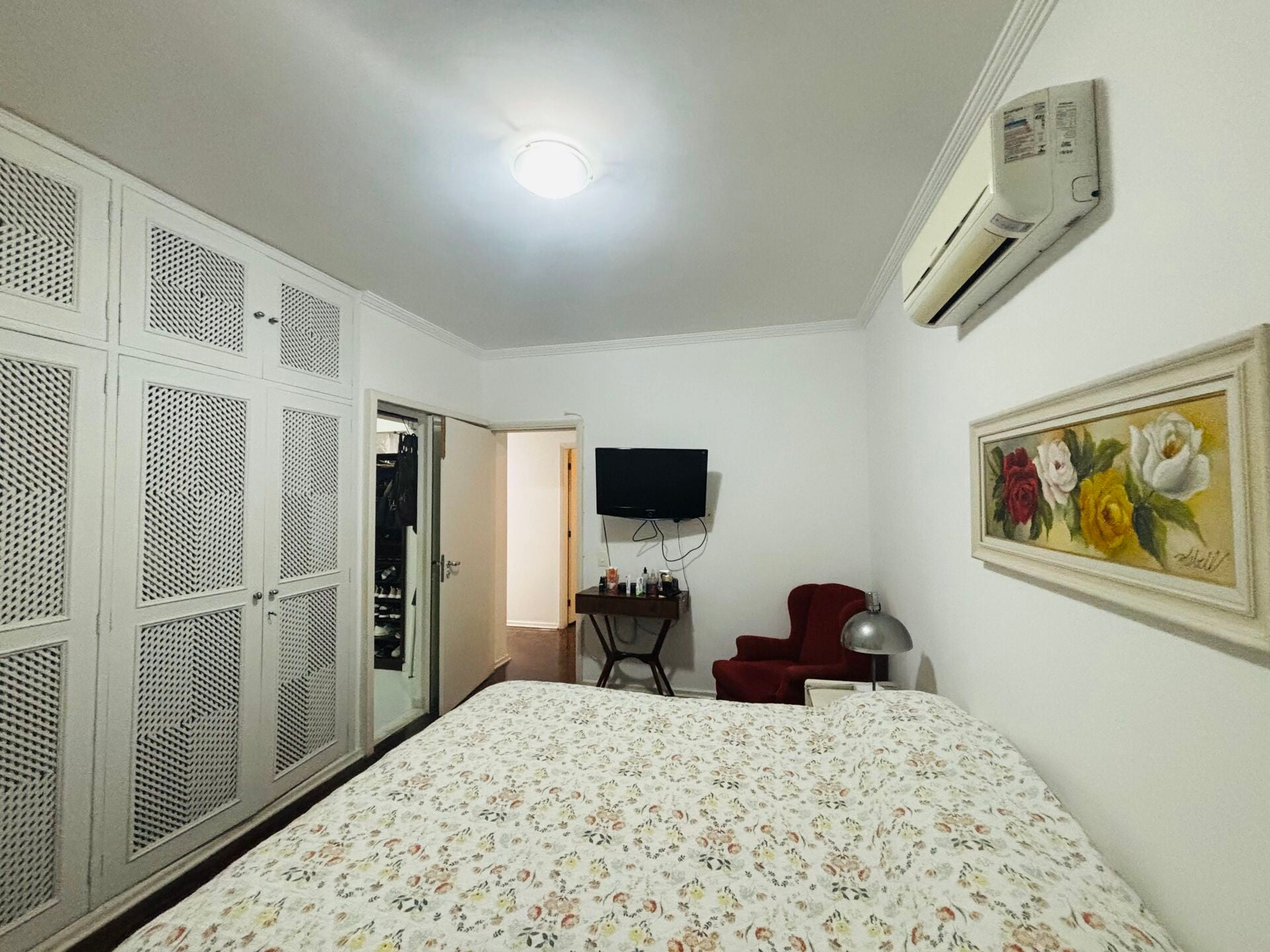 Apartamento · 3 dorm. — Suíte