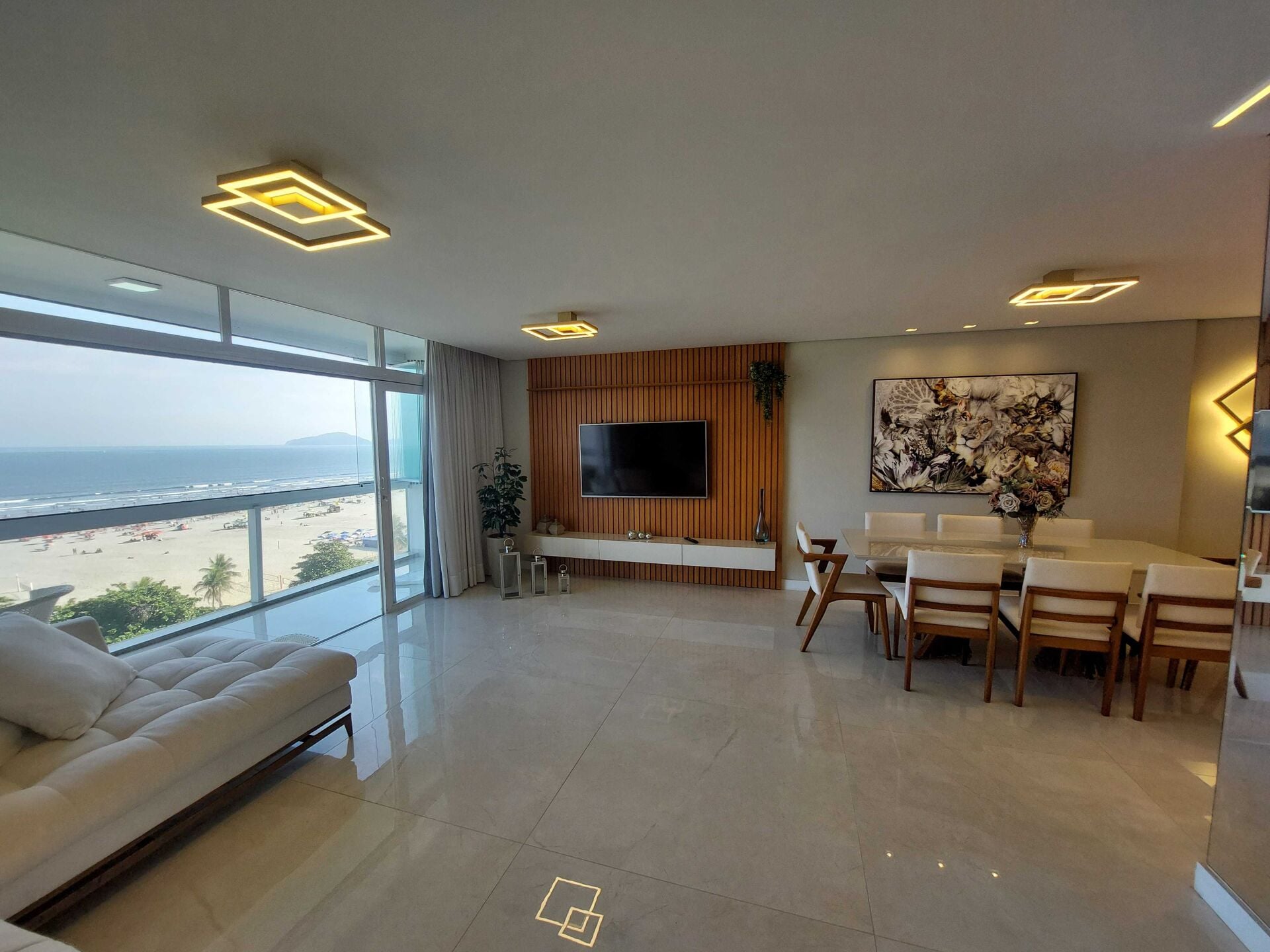 Apartamento · 3 dorm. — Sala