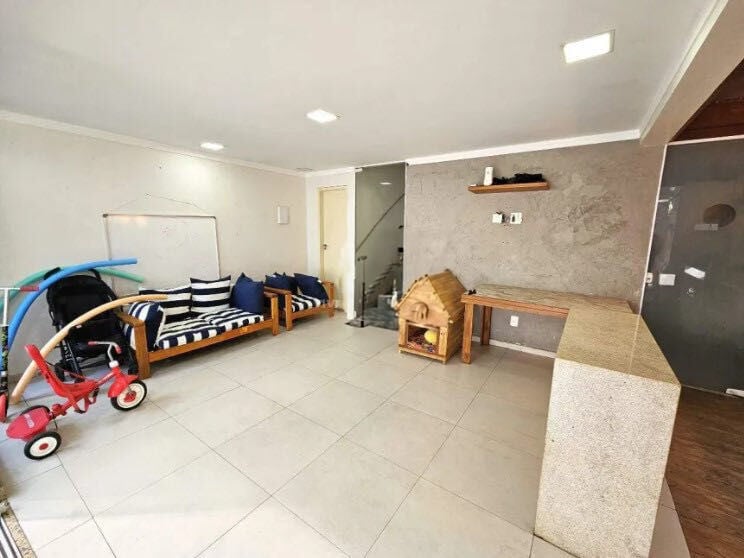 Casa Triplex · 3 dorm. — Lazer