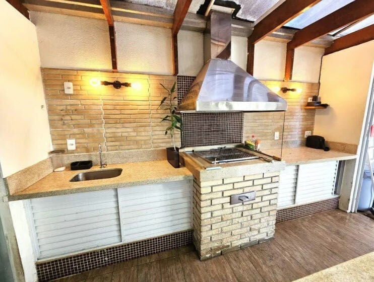 Casa Triplex · 3 dorm. — Lazer