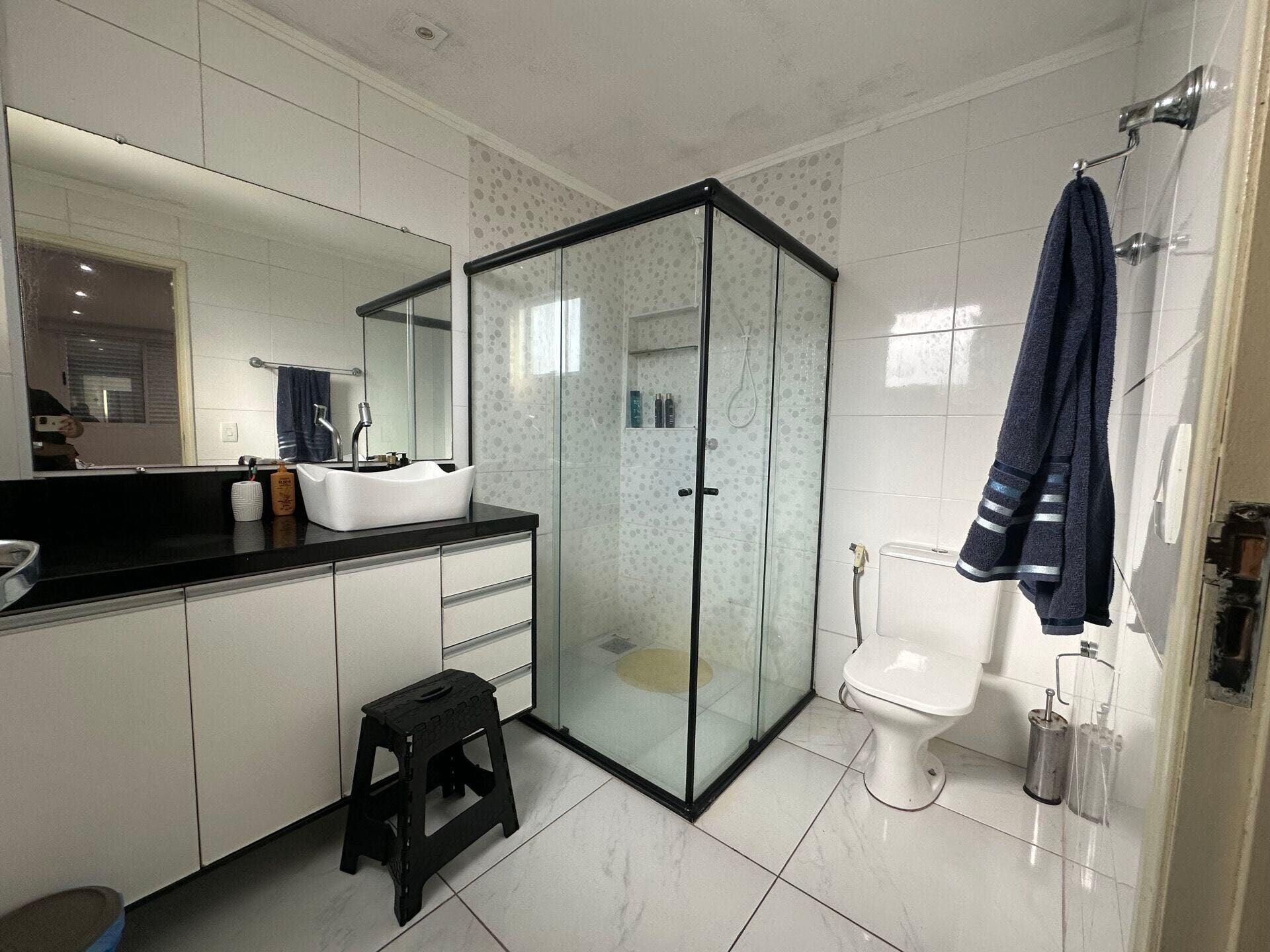 Casa Triplex · 3 dorm. — Banheiro suite