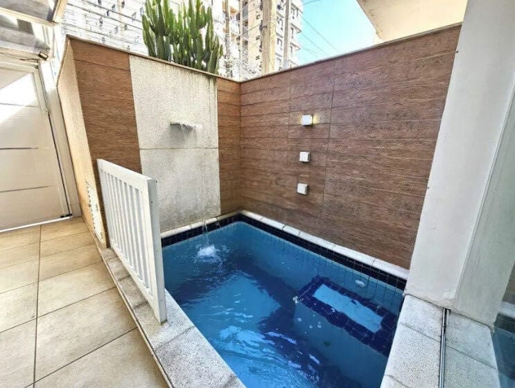 Casa Triplex · 3 dorm. — Lazer