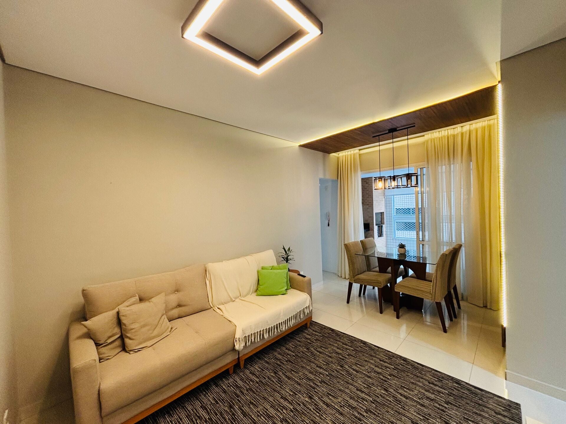 Apartamento 33 · 2 dorm. — Sala